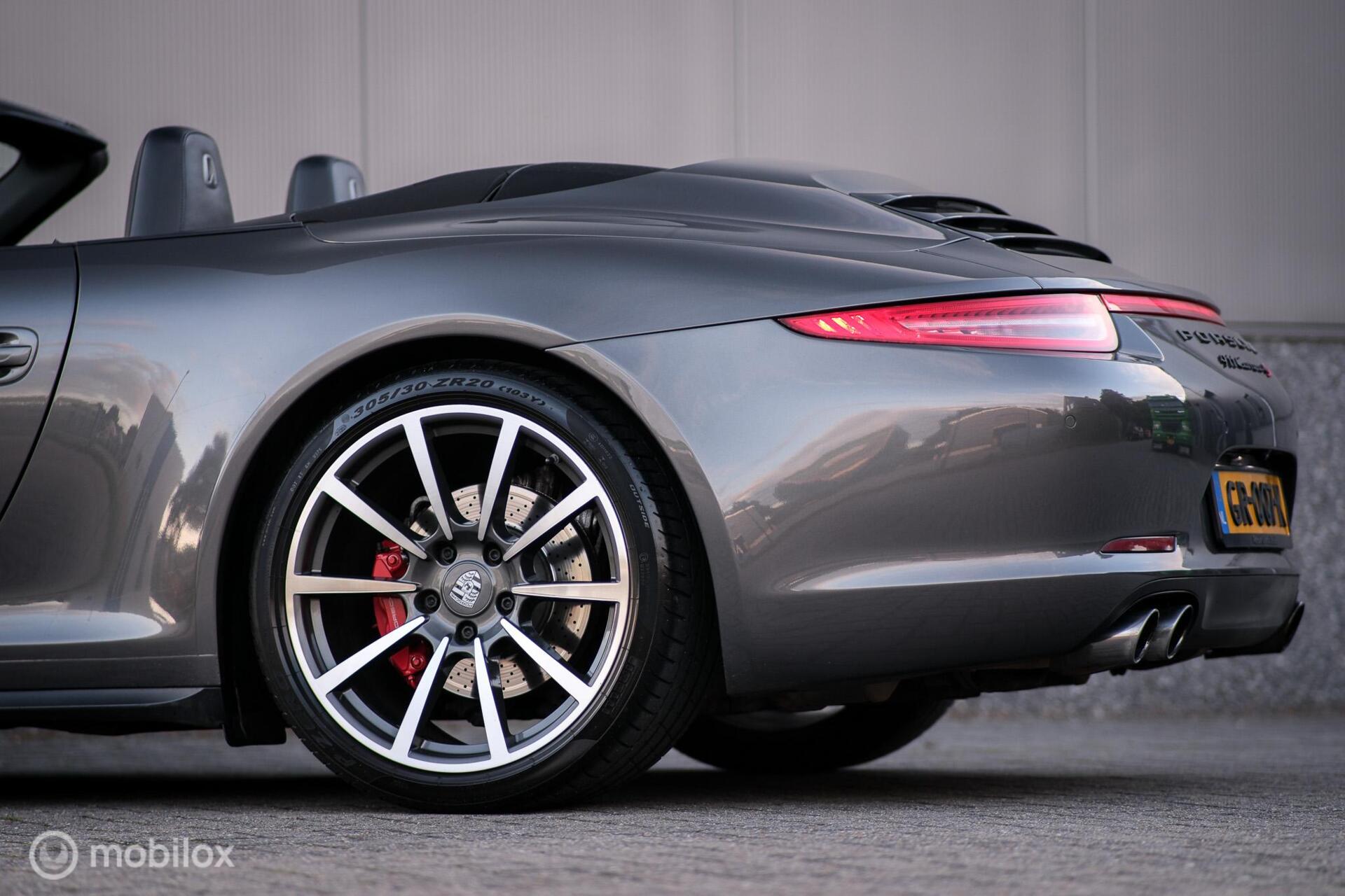 Foto van Porsche 911 Carrera 4s
