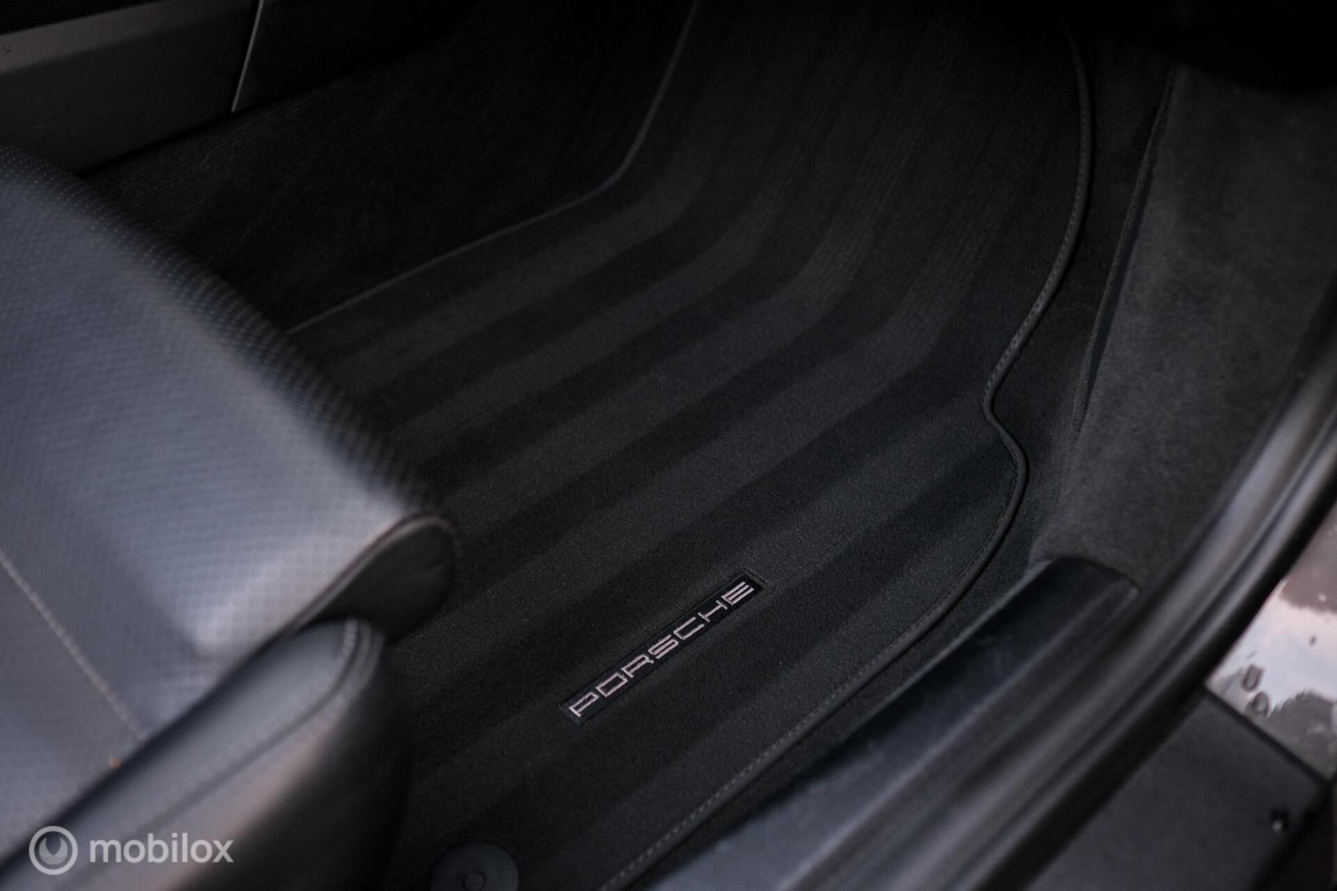 Foto van Porsche 911 Carrera 4s