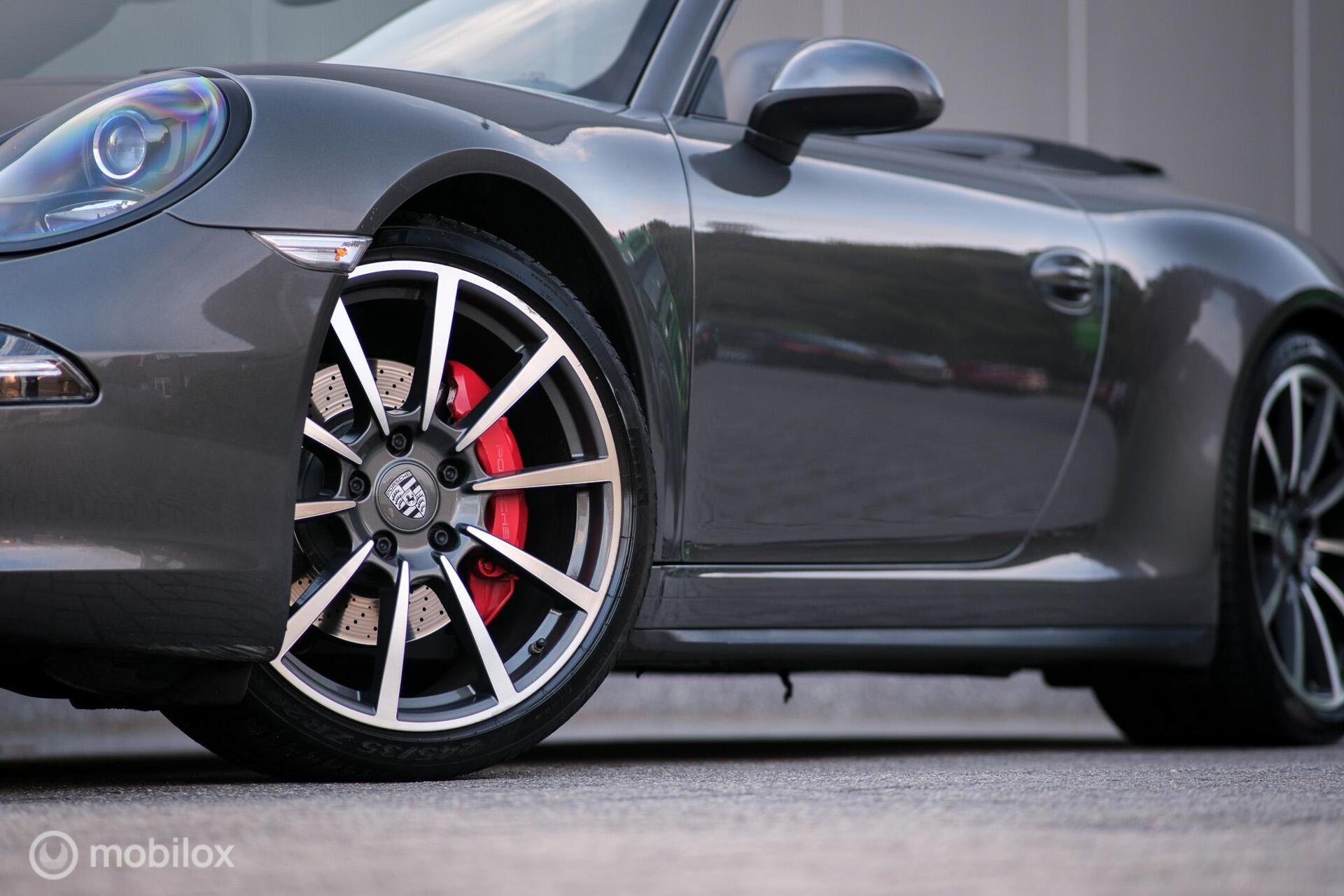 Foto van Porsche 911 Carrera 4s