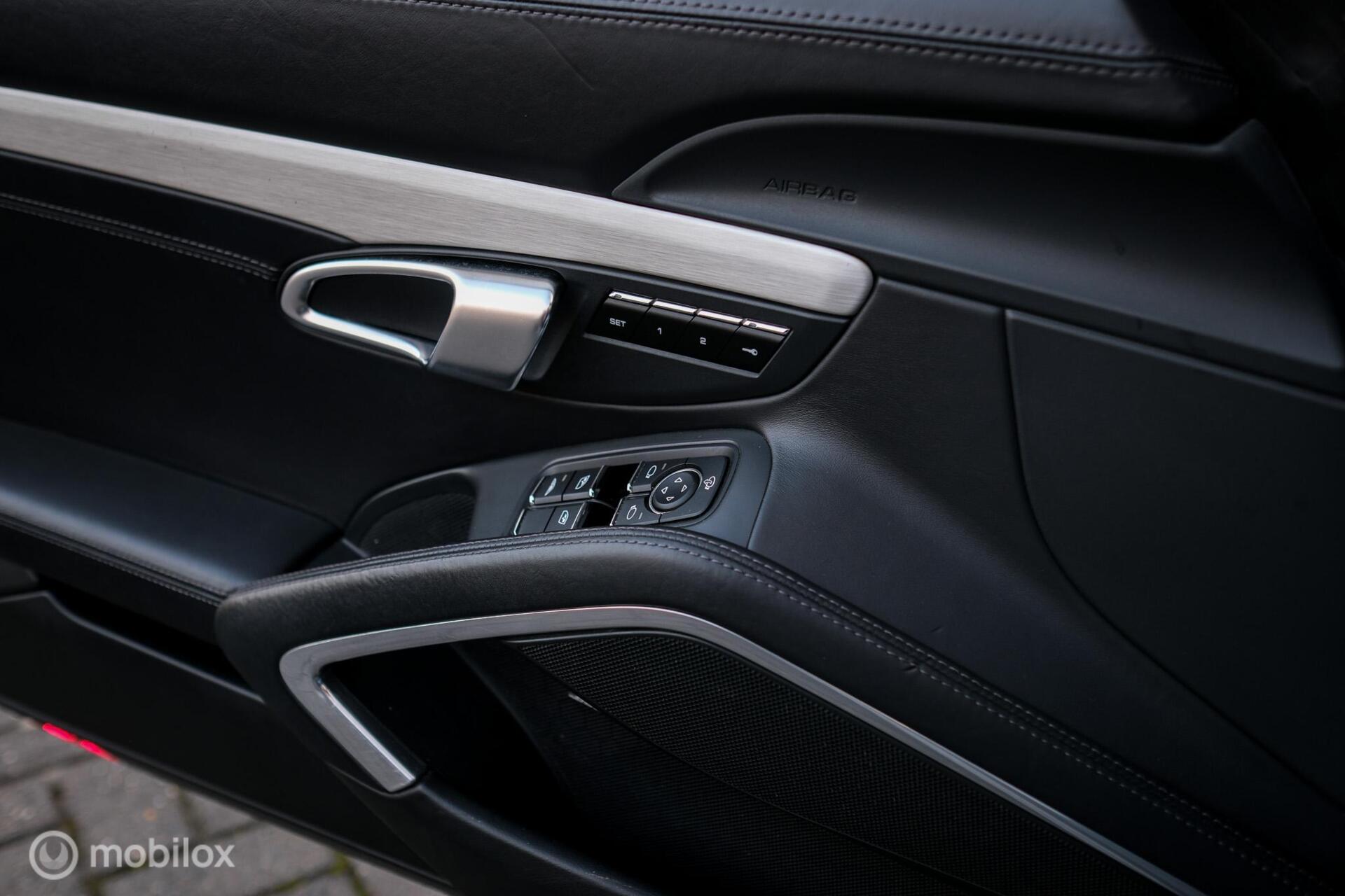 Foto van Porsche 911 Carrera 4s
