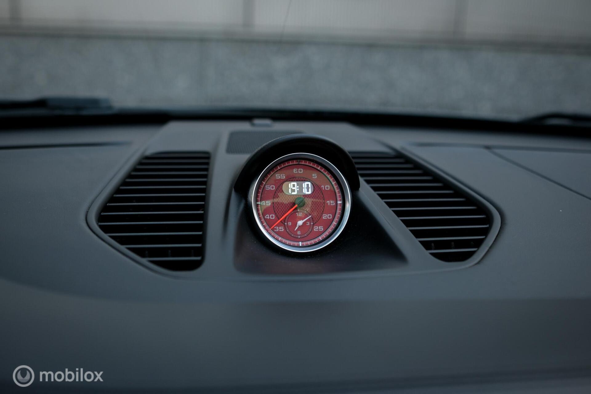 Foto van Porsche 911 Carrera 4s