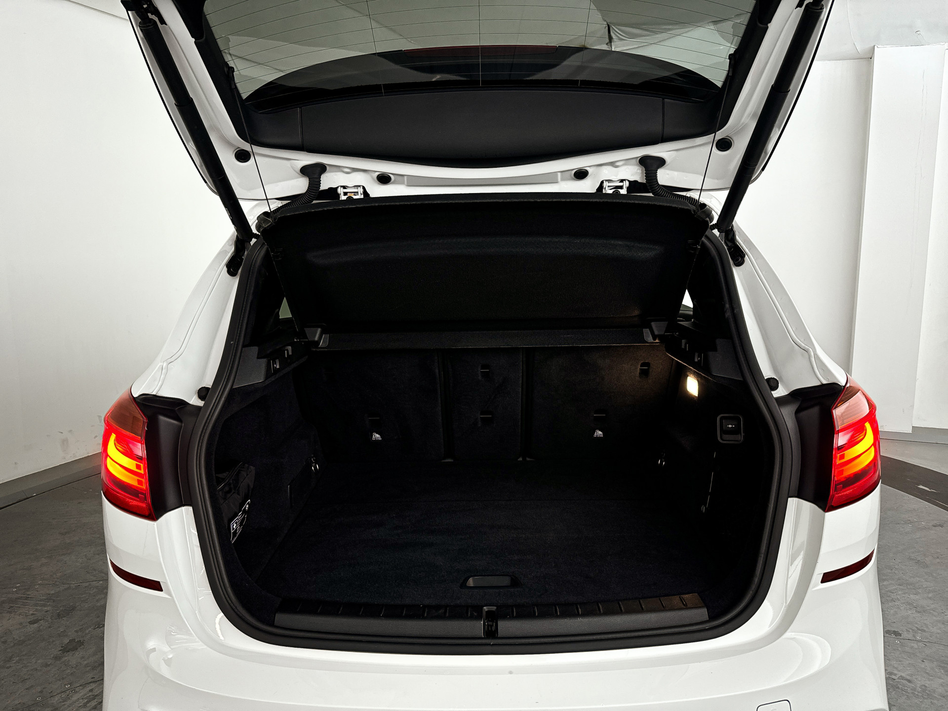 Foto van BMW 220i Active Tourer