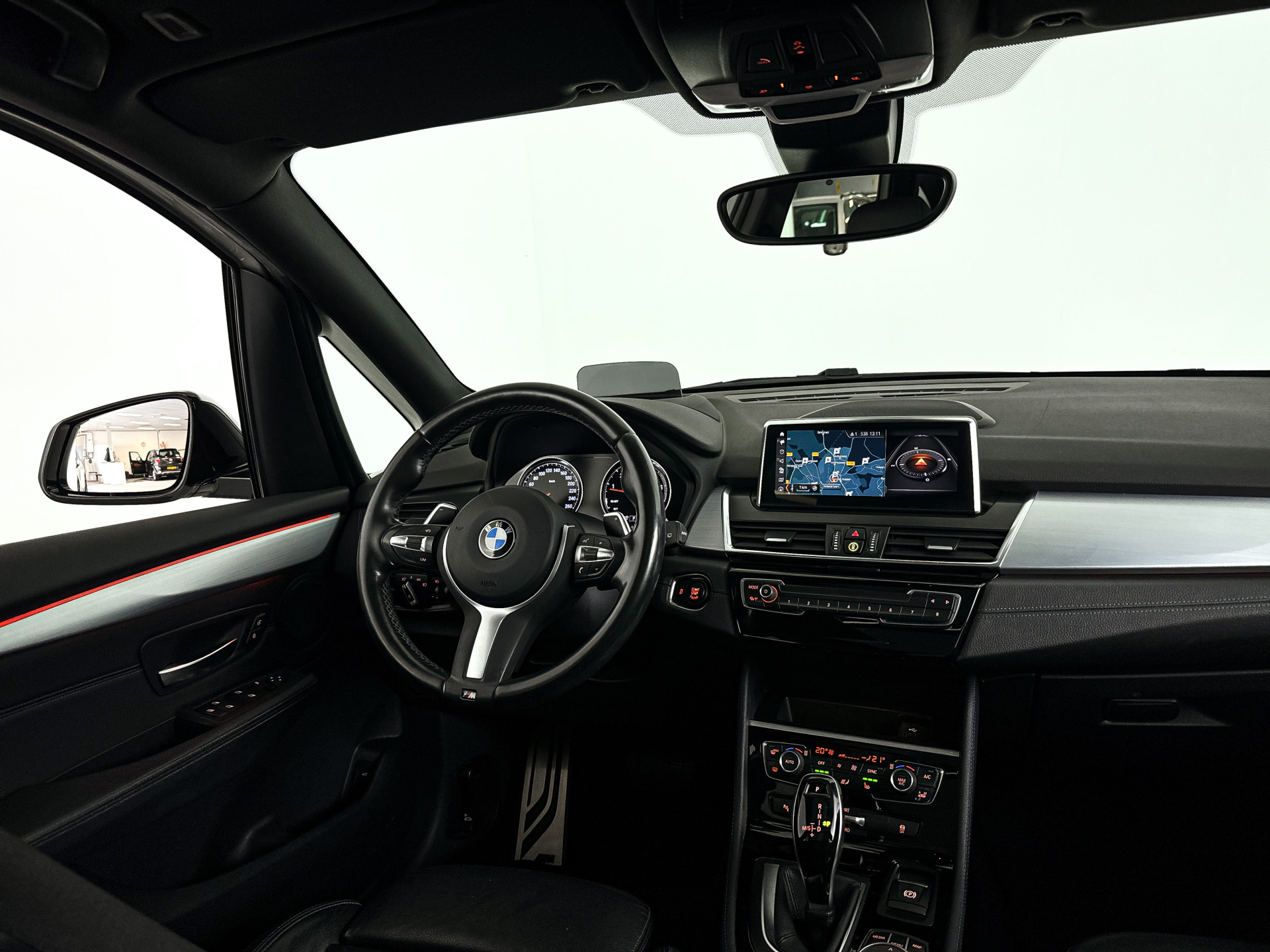 Foto van BMW 220i Active Tourer