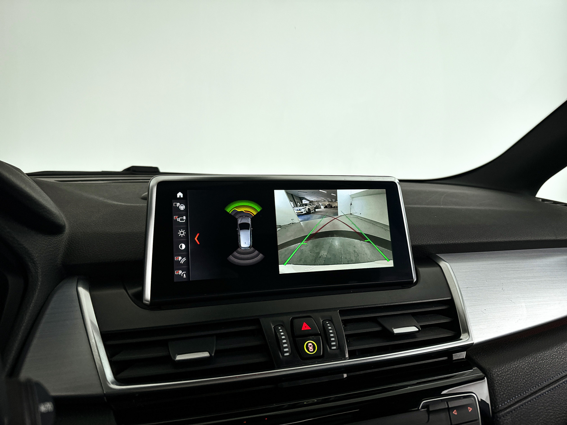 Foto van BMW 220i Active Tourer