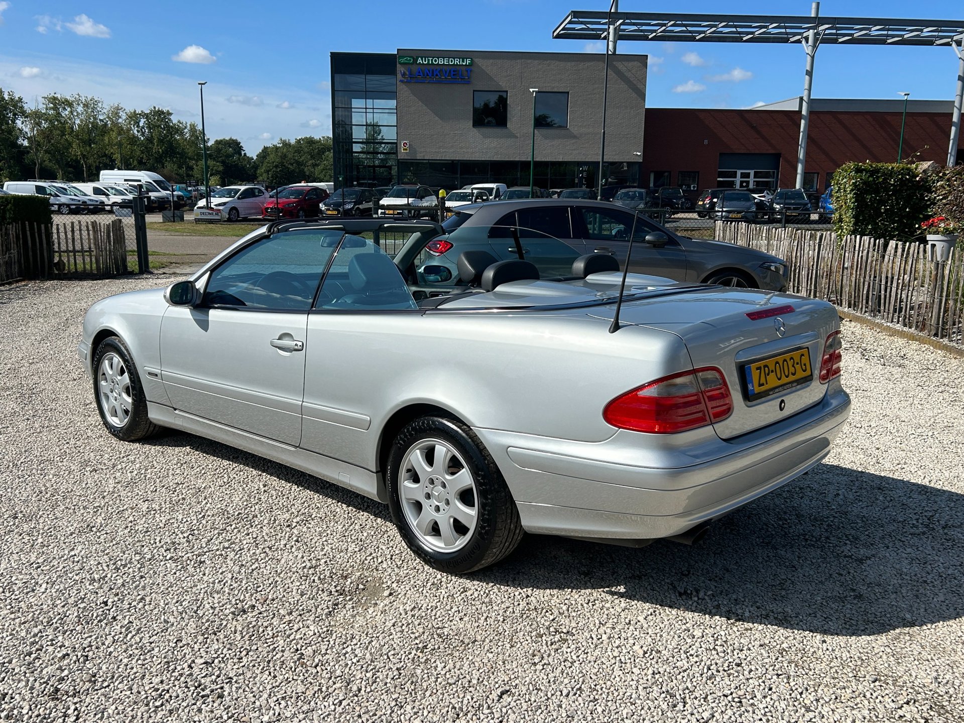 Foto van Mercedes-Benz CLK 230 Kompressor