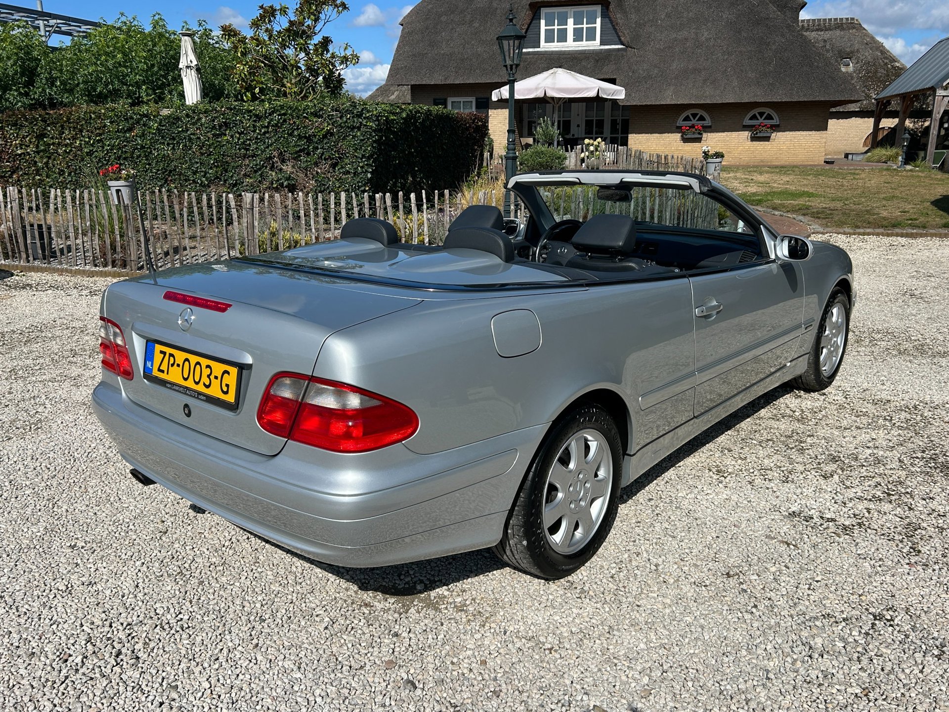 Foto van Mercedes-Benz CLK 230 Kompressor