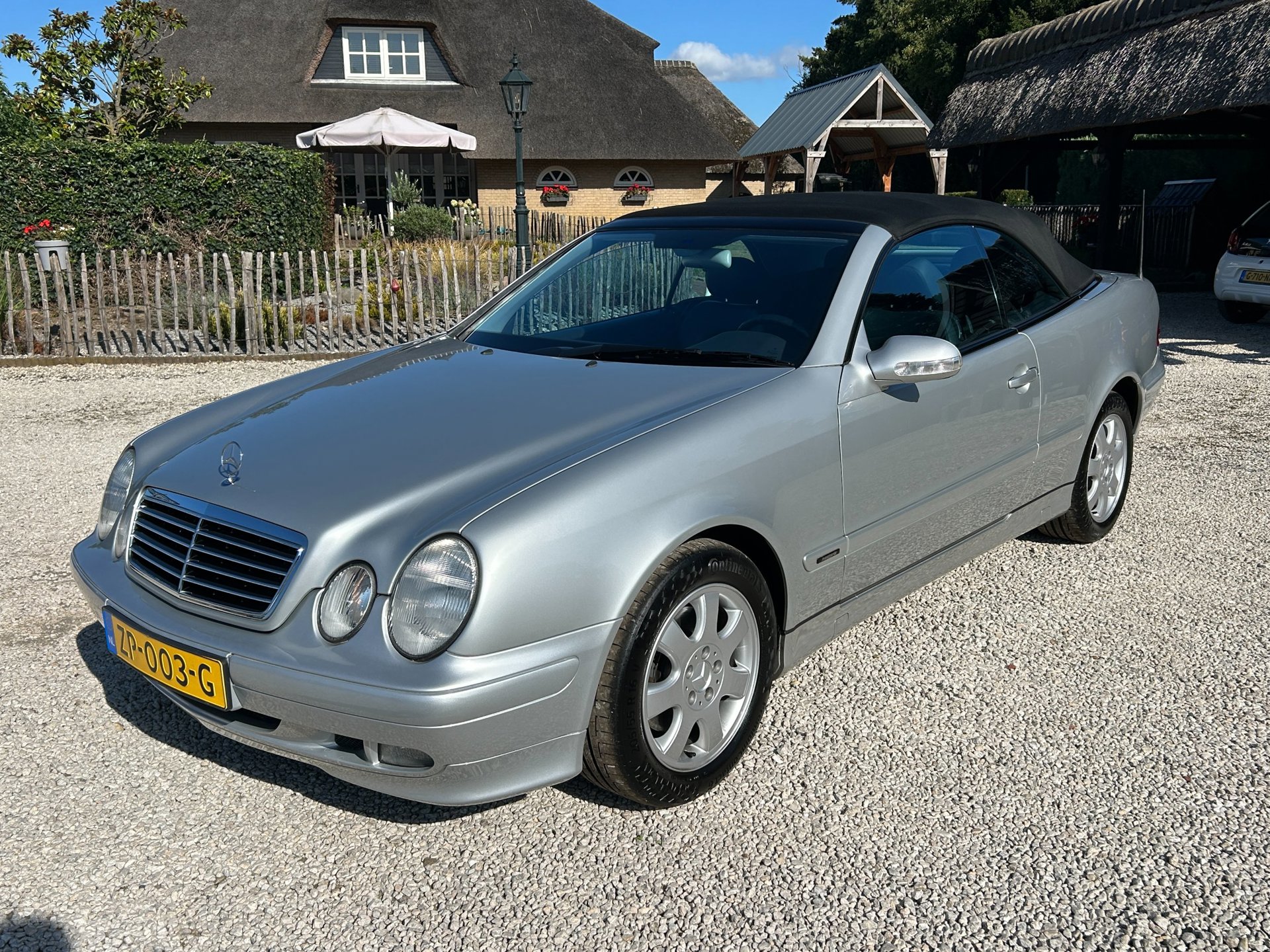Foto van Mercedes-Benz CLK 230 Kompressor