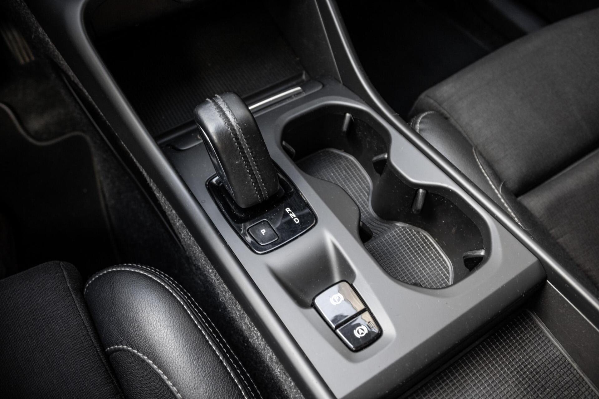 Foto van Volvo XC40 T5 Twin Engine