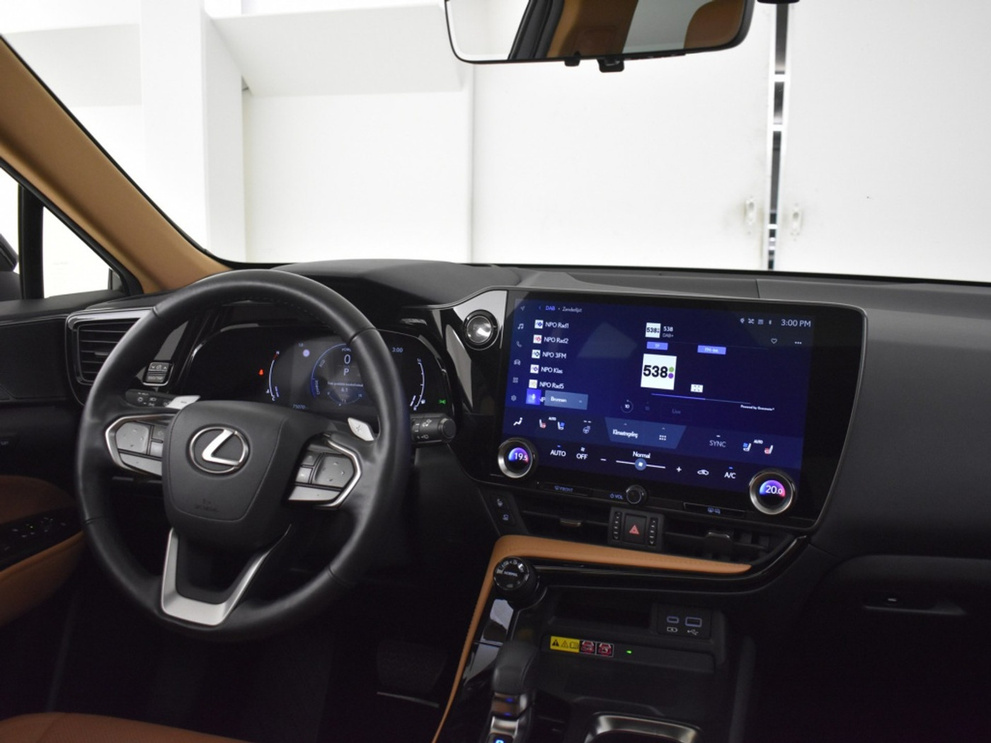 Foto van Lexus Lexus Nx350h