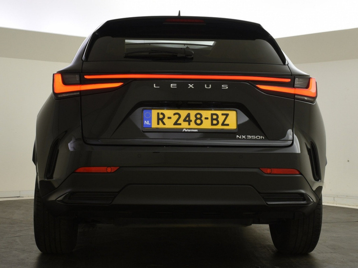 Foto van Lexus Lexus Nx350h