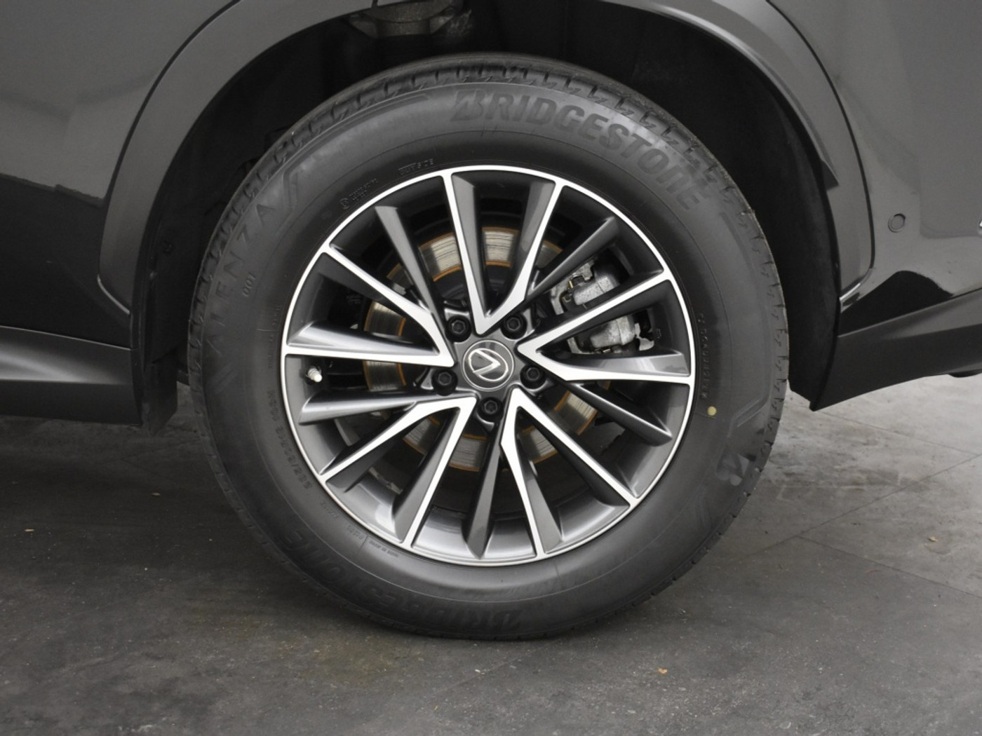 Foto van Lexus Lexus Nx350h