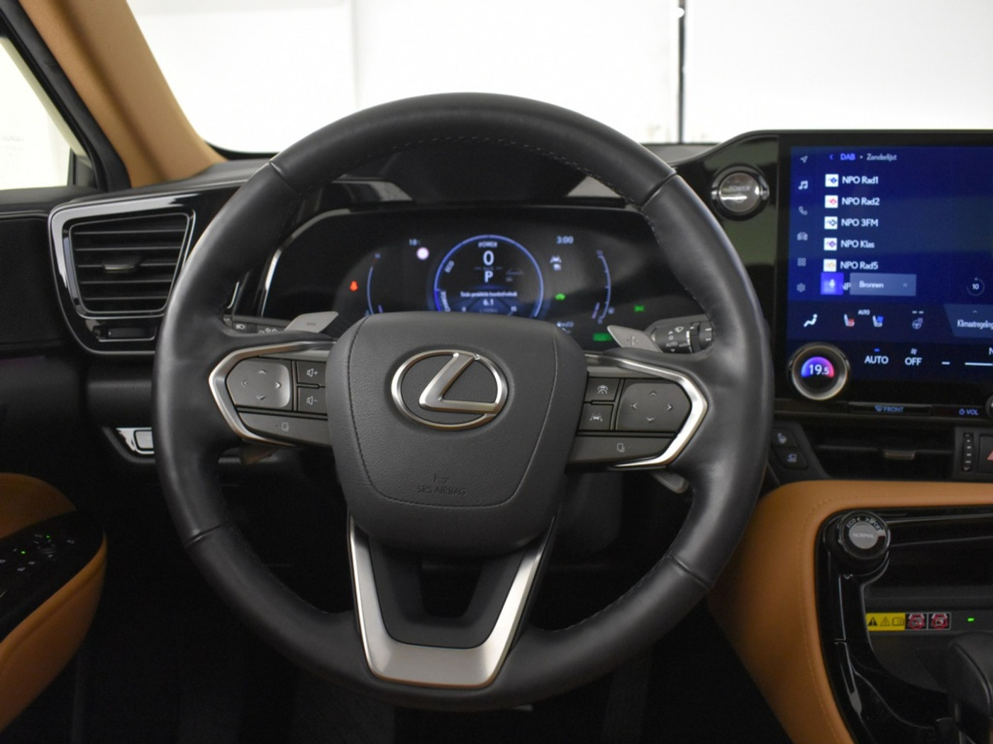 Foto van Lexus Lexus Nx350h