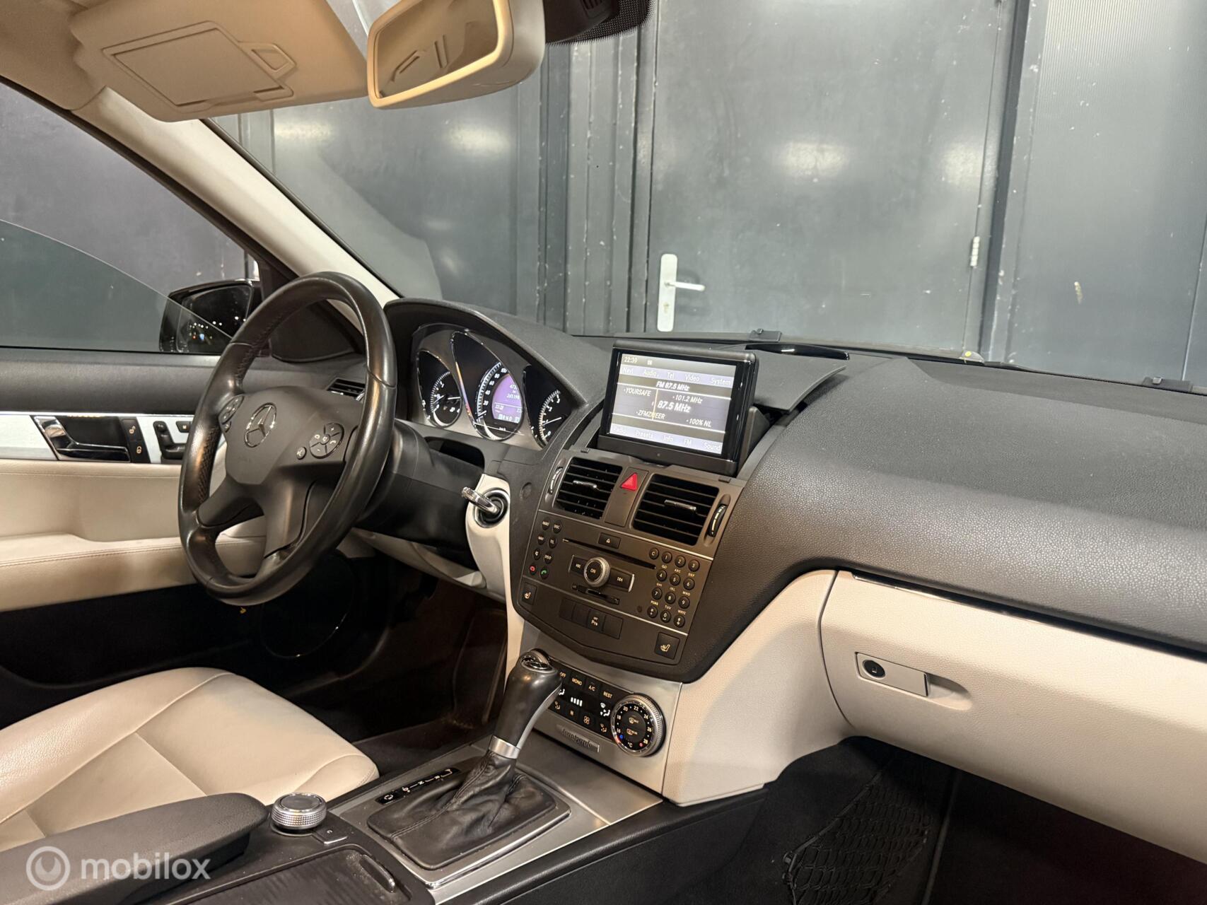 Foto van Mercedes-Benz C 350 Cgi