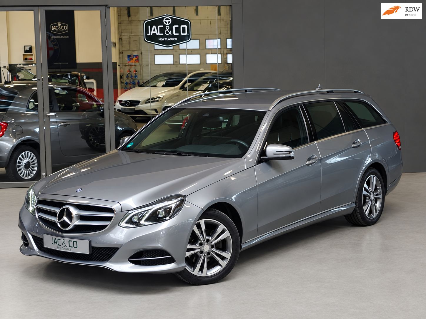 Mercedes-Benz E 200 200 Prestige Avantgarde Carplay ! 2014 - voorkant