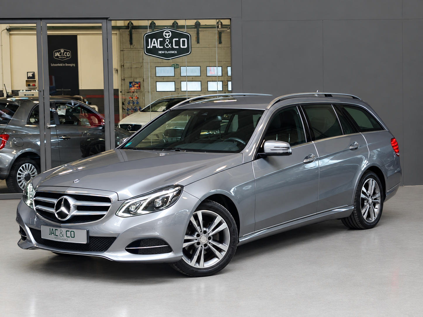 Foto van Mercedes-Benz E 200