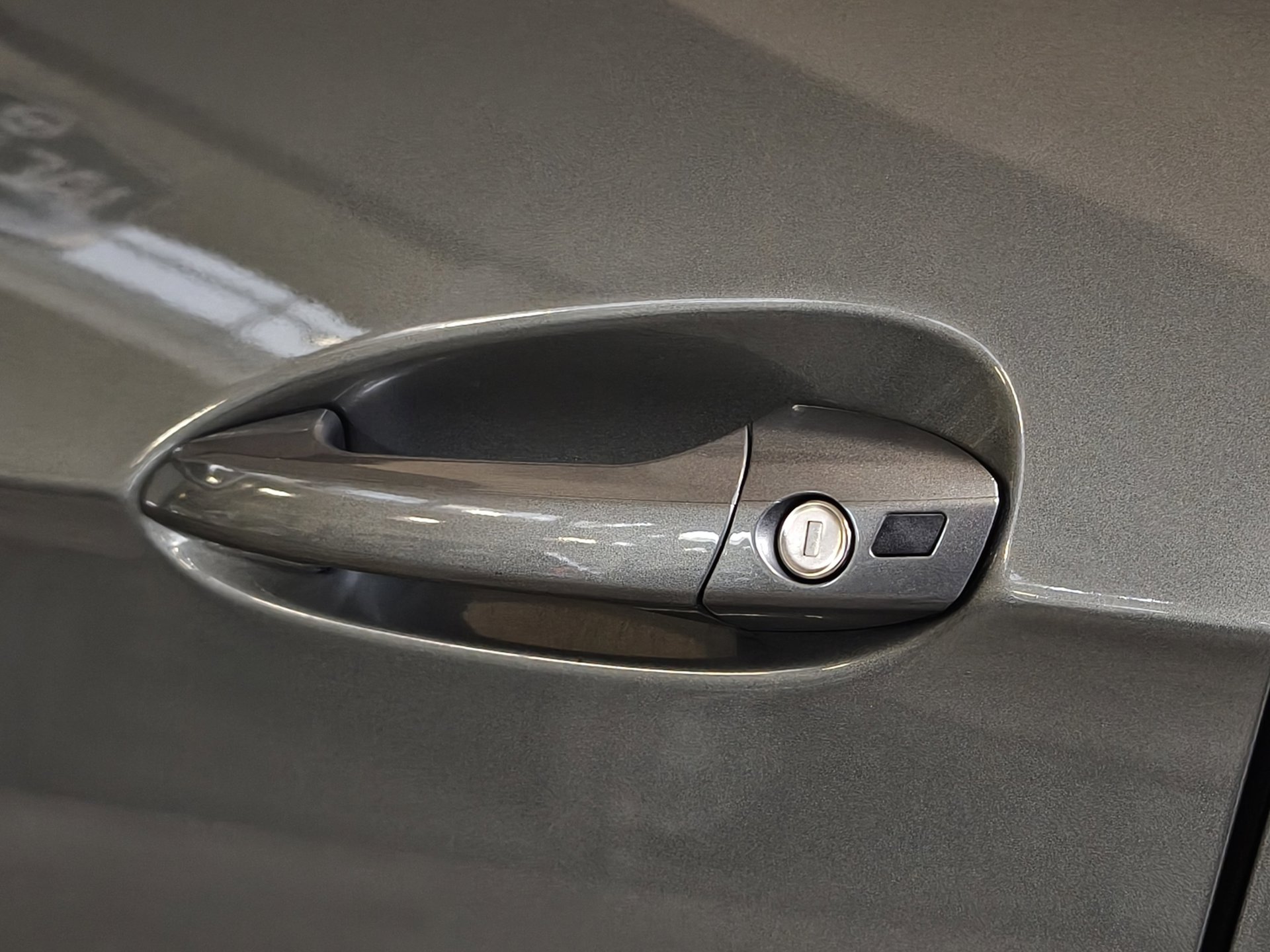Foto van Mercedes-Benz E 200