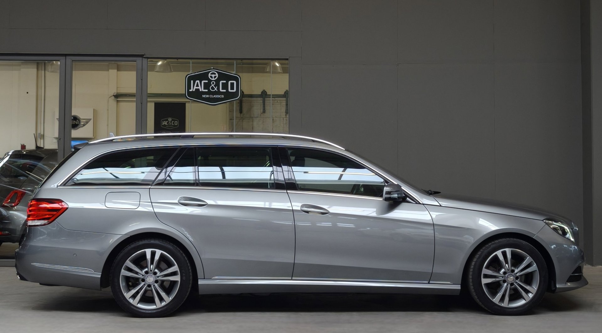 Foto van Mercedes-Benz E 200