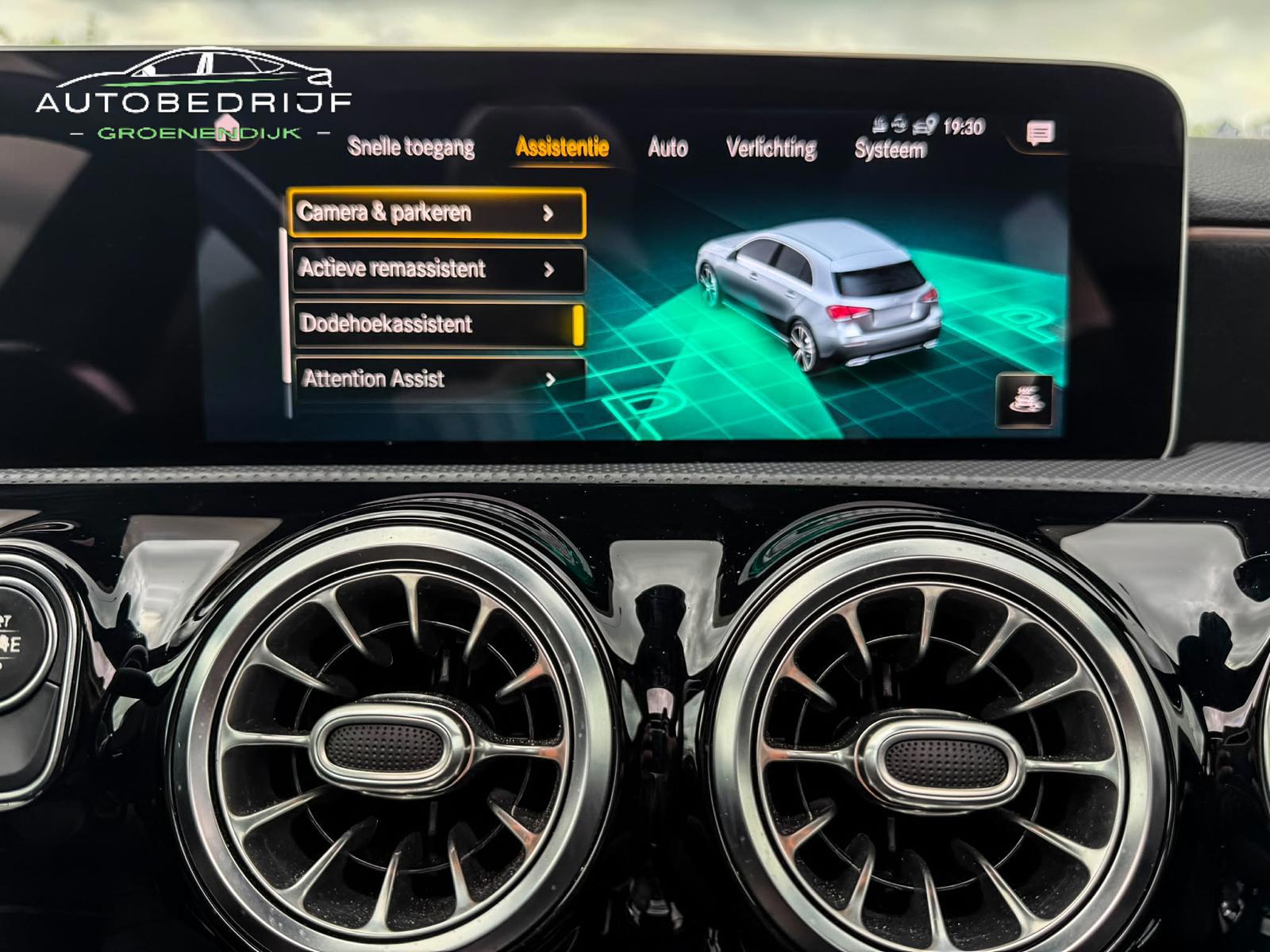 Foto van Mercedes-Benz A 220