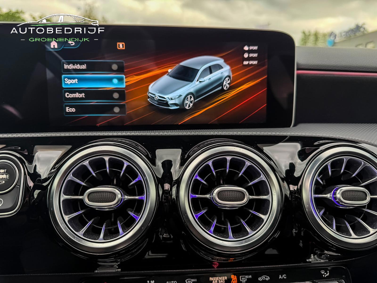 Foto van Mercedes-Benz A 220