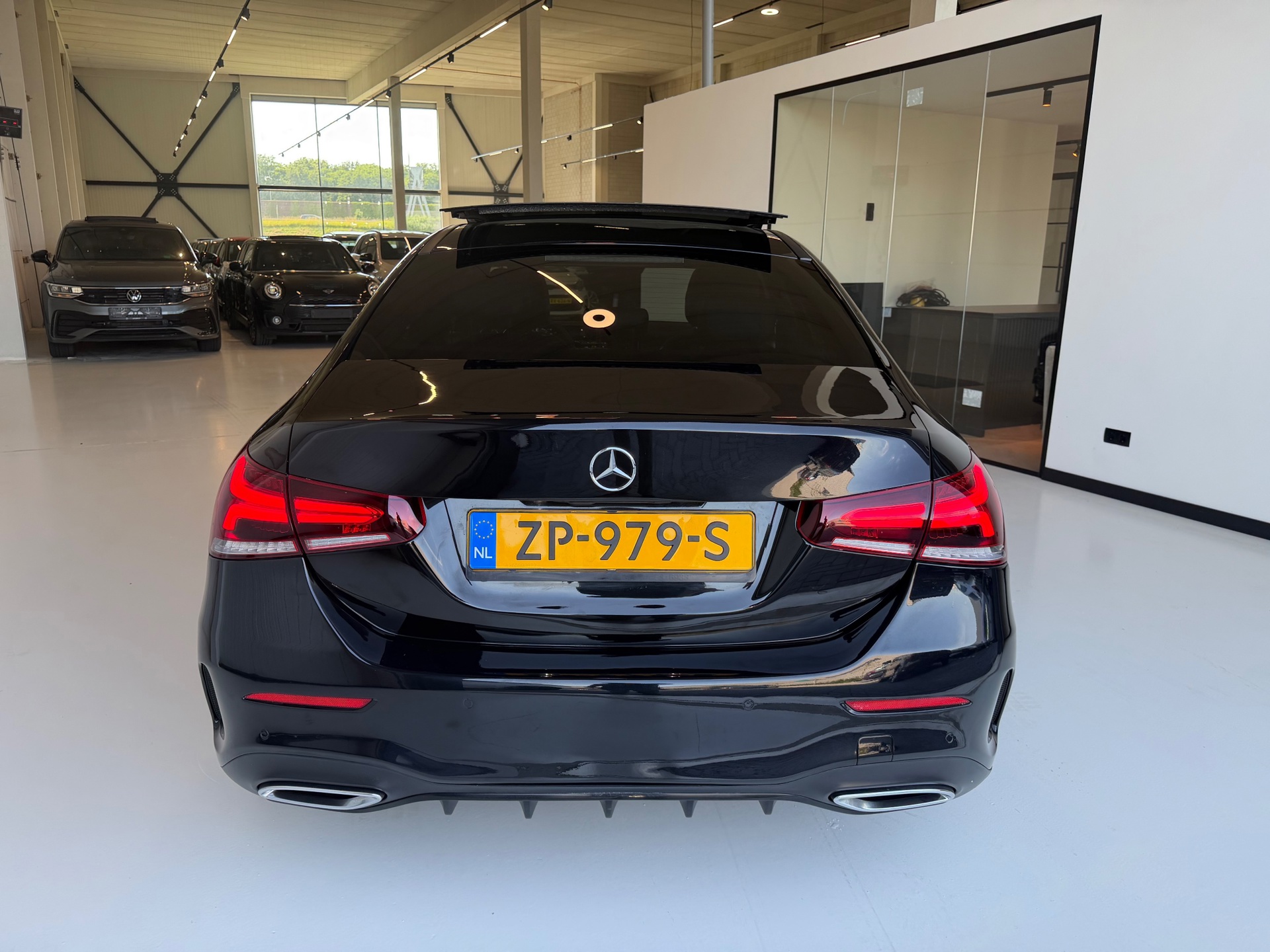 Foto van Mercedes-Benz A 200