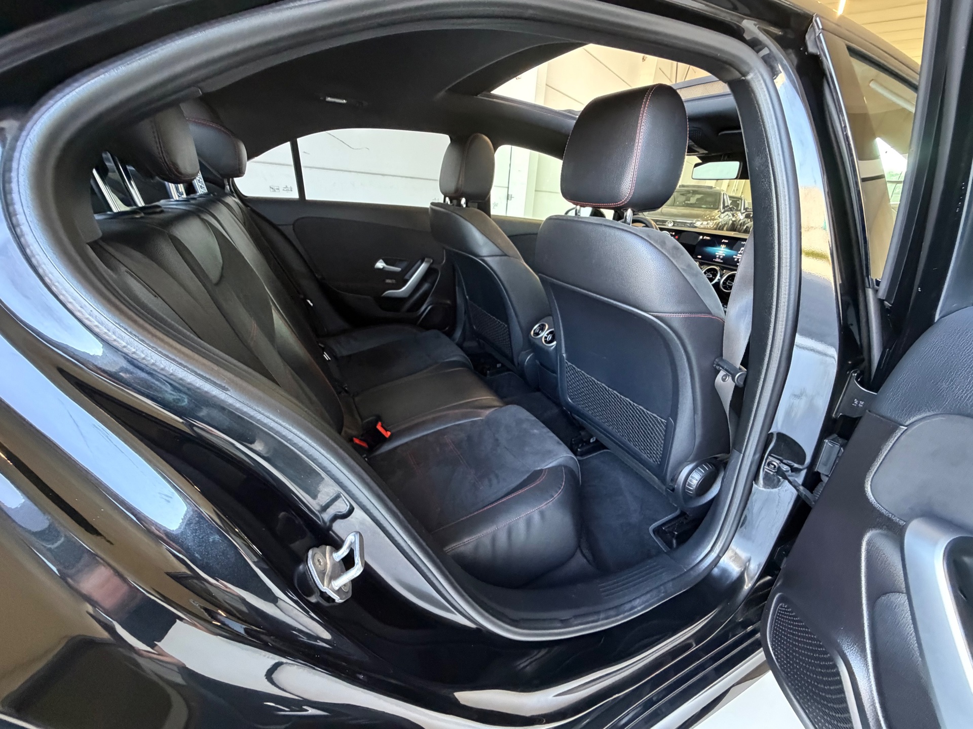 Foto van Mercedes-Benz A 200