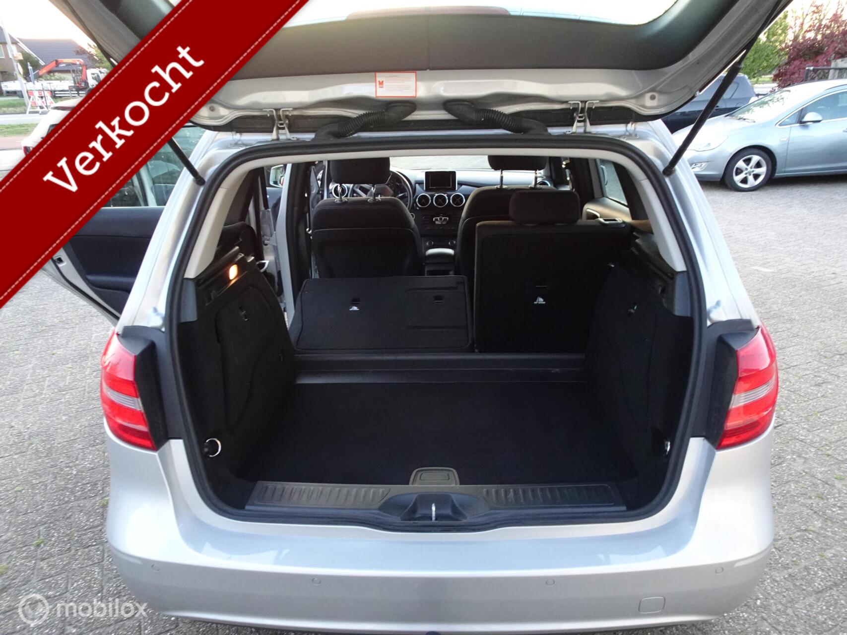 Foto van Mercedes-Benz B 180