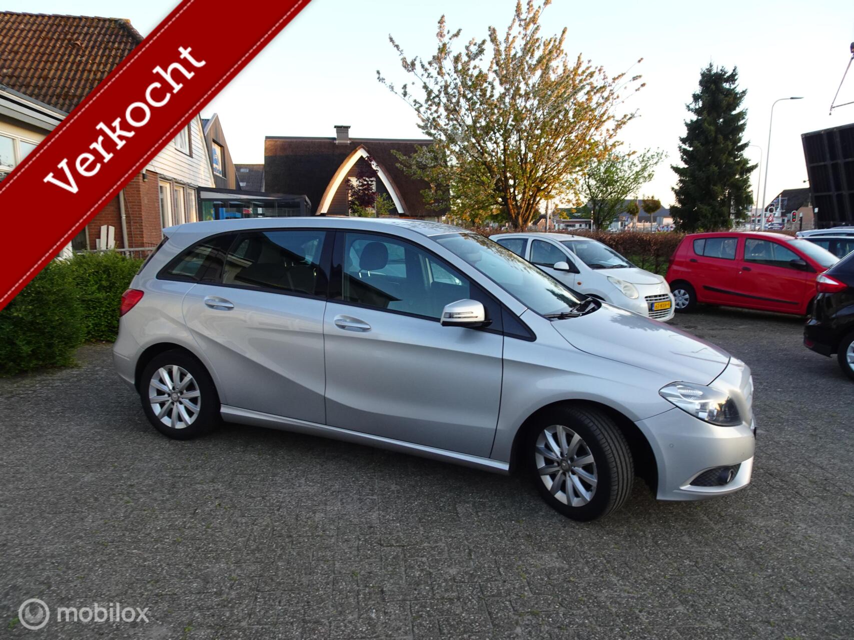 Foto van Mercedes-Benz B 180