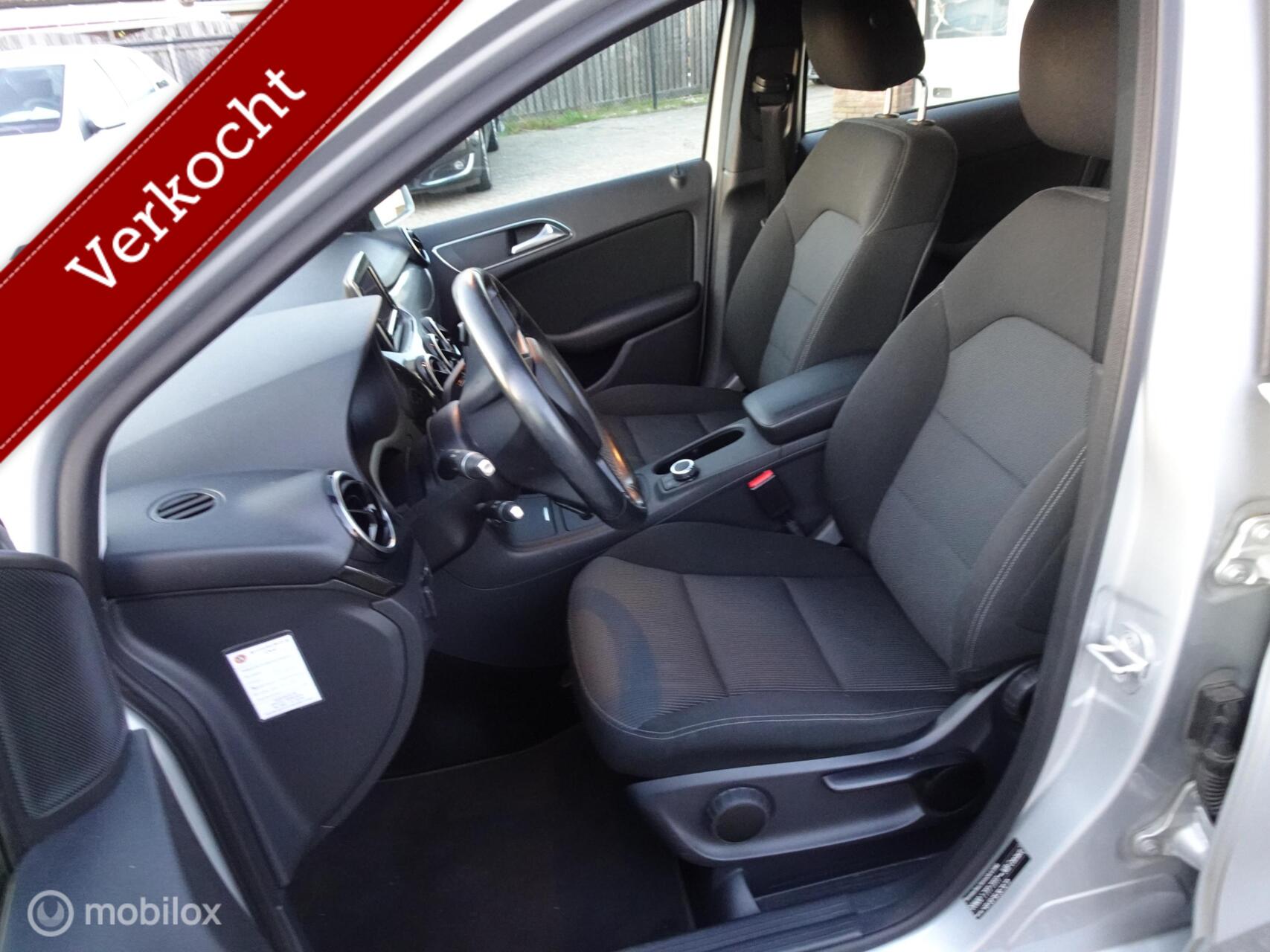 Foto van Mercedes-Benz B 180