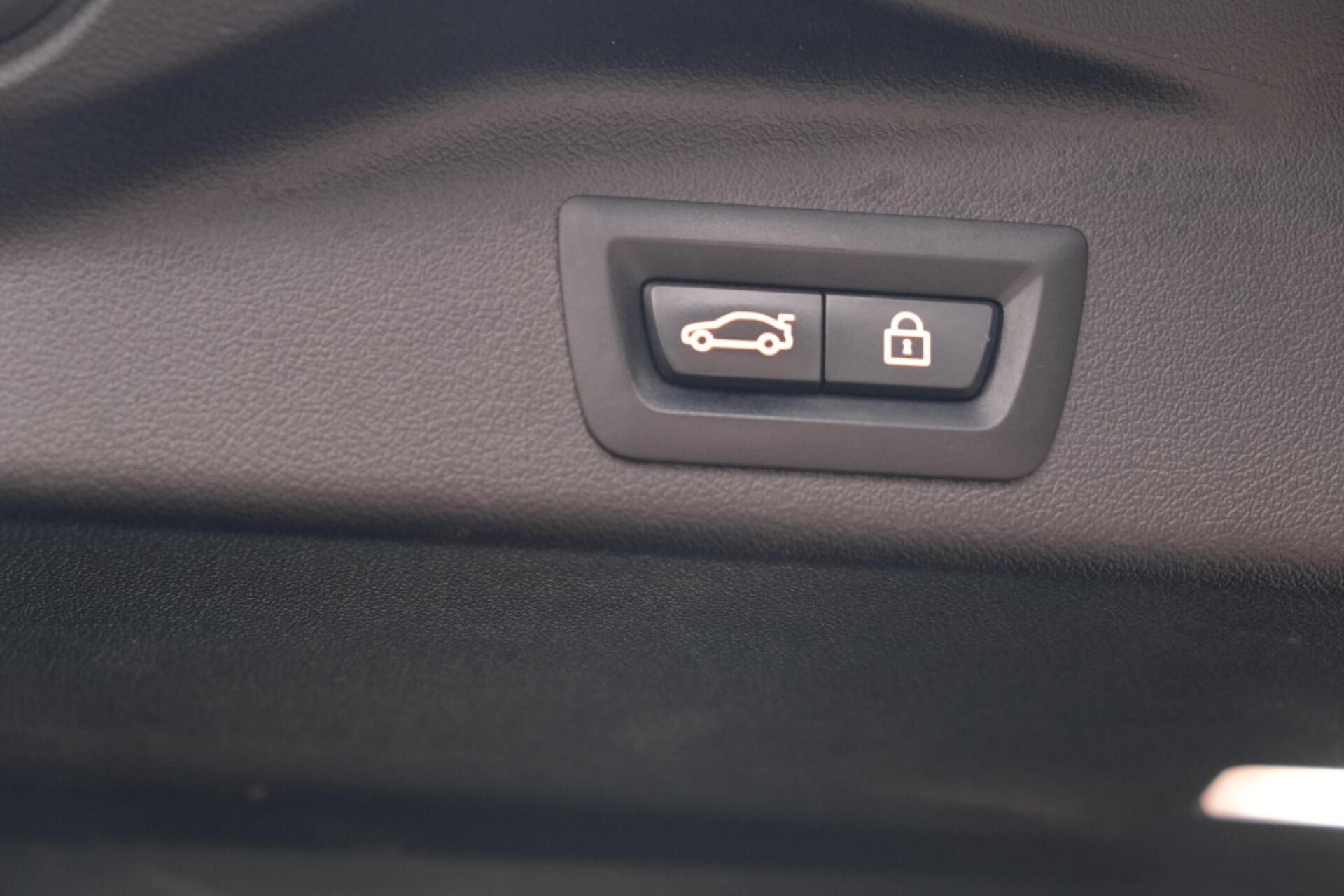 Foto van BMW X5 Xdrive45e