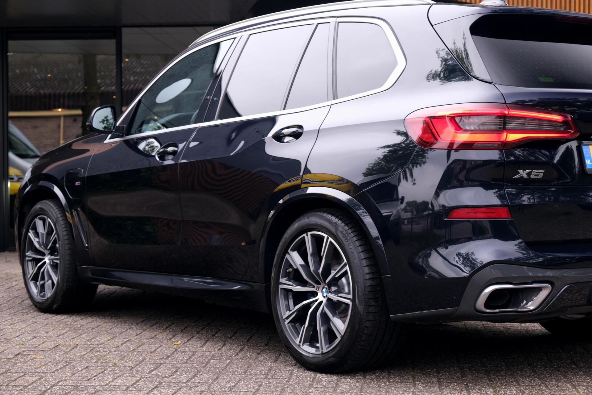 Foto van BMW X5 Xdrive45e