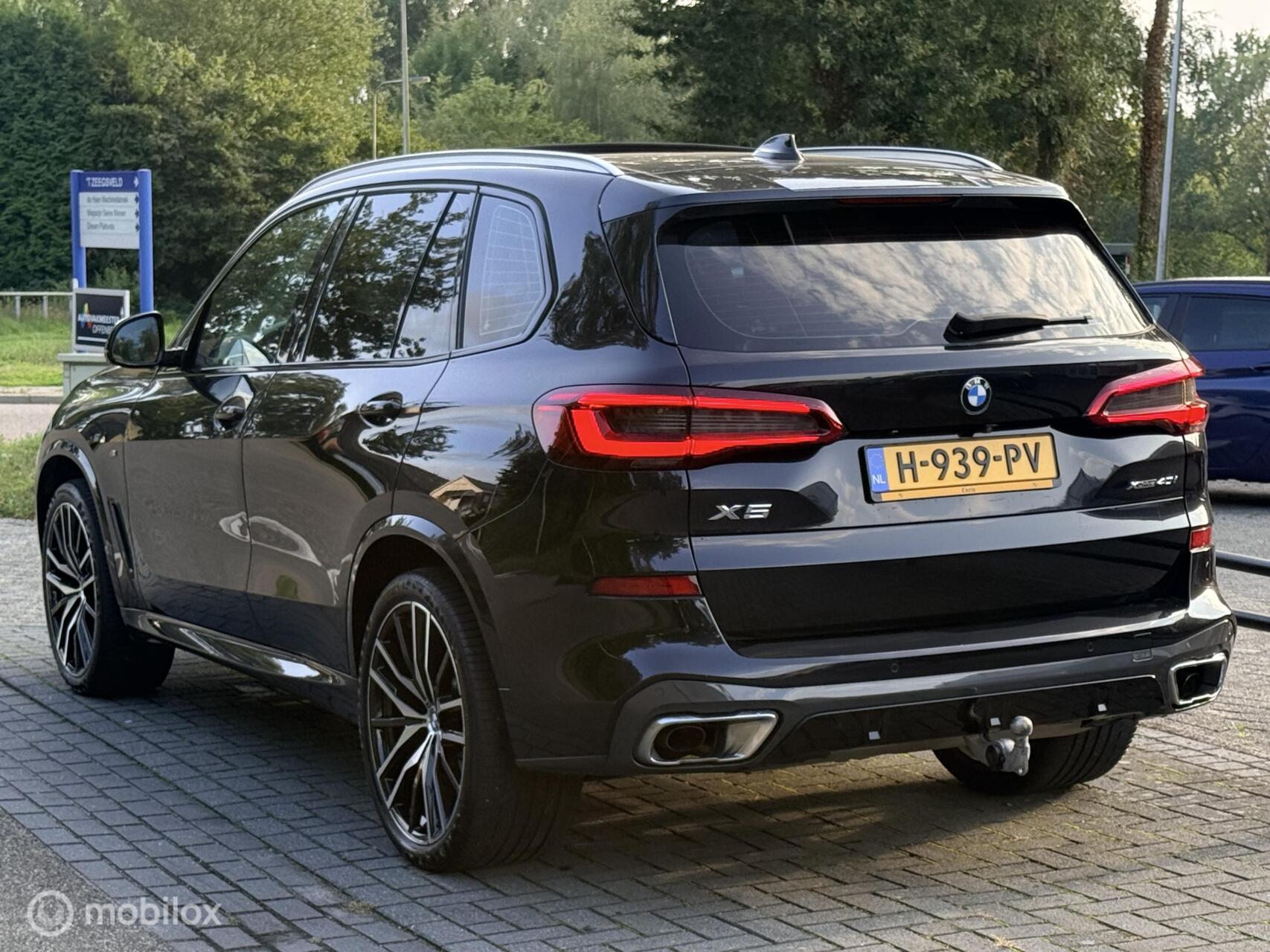 Foto van BMW X5 Xdrive40i