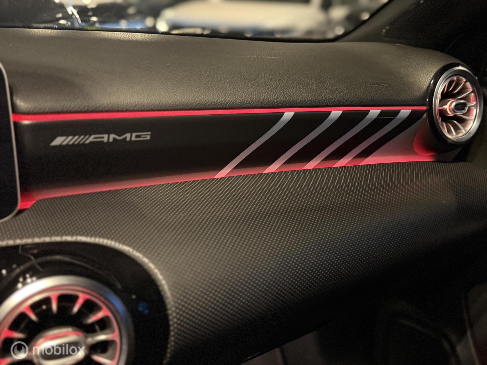 Foto van Mercedes-Benz AMG A 35