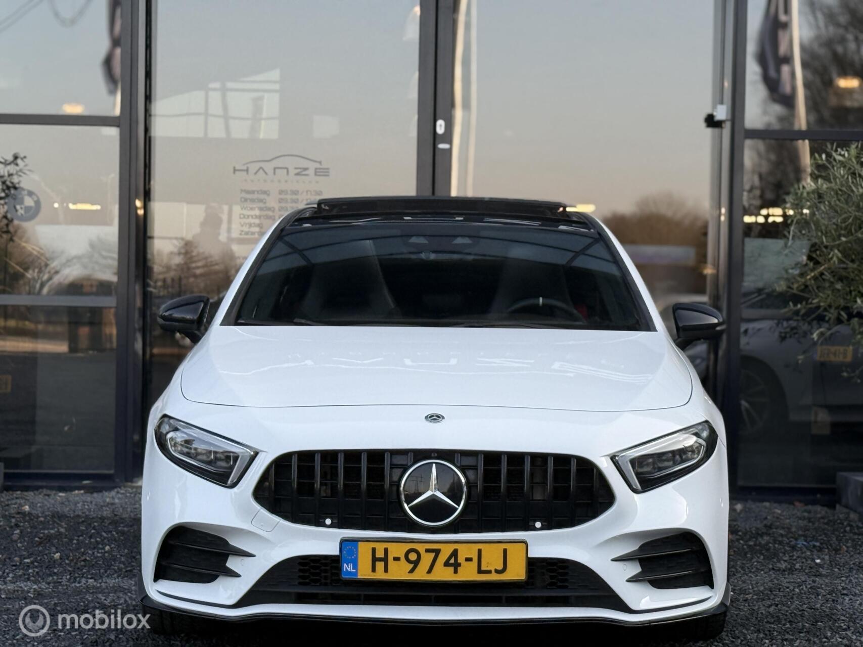 Foto van Mercedes-Benz AMG A 35