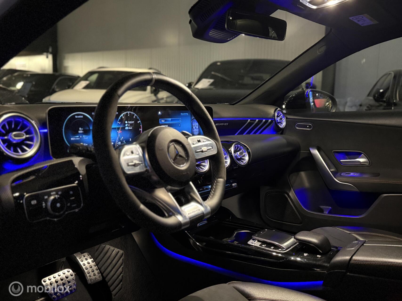 Foto van Mercedes-Benz AMG A 35