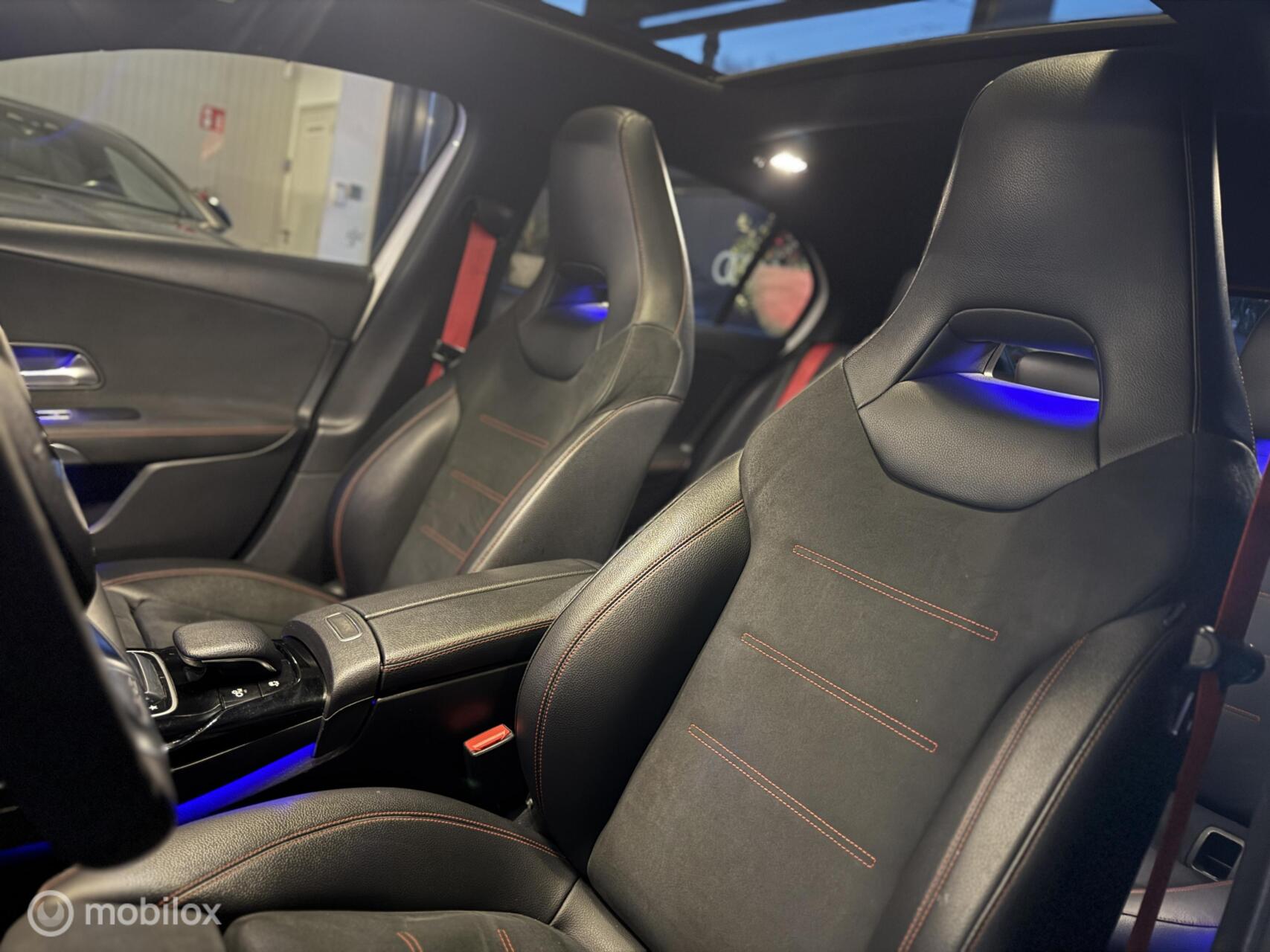 Foto van Mercedes-Benz AMG A 35