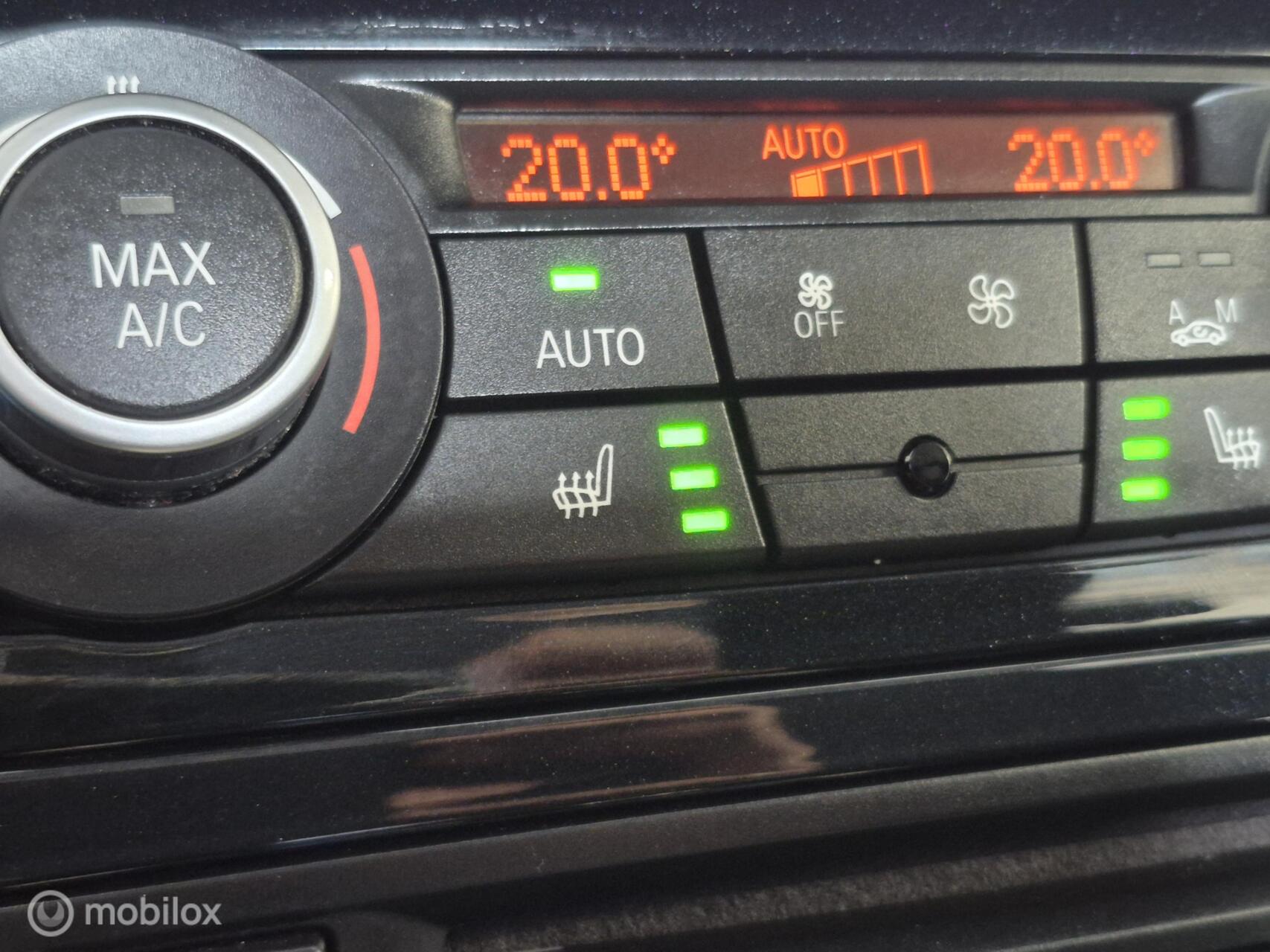 Foto van BMW X1 Sdrive18d