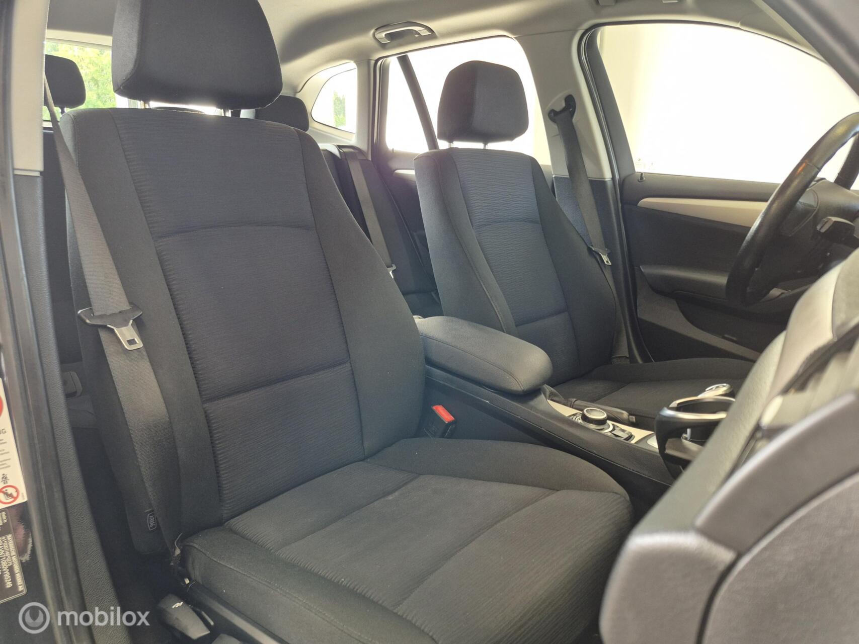 Foto van BMW X1 Sdrive18d