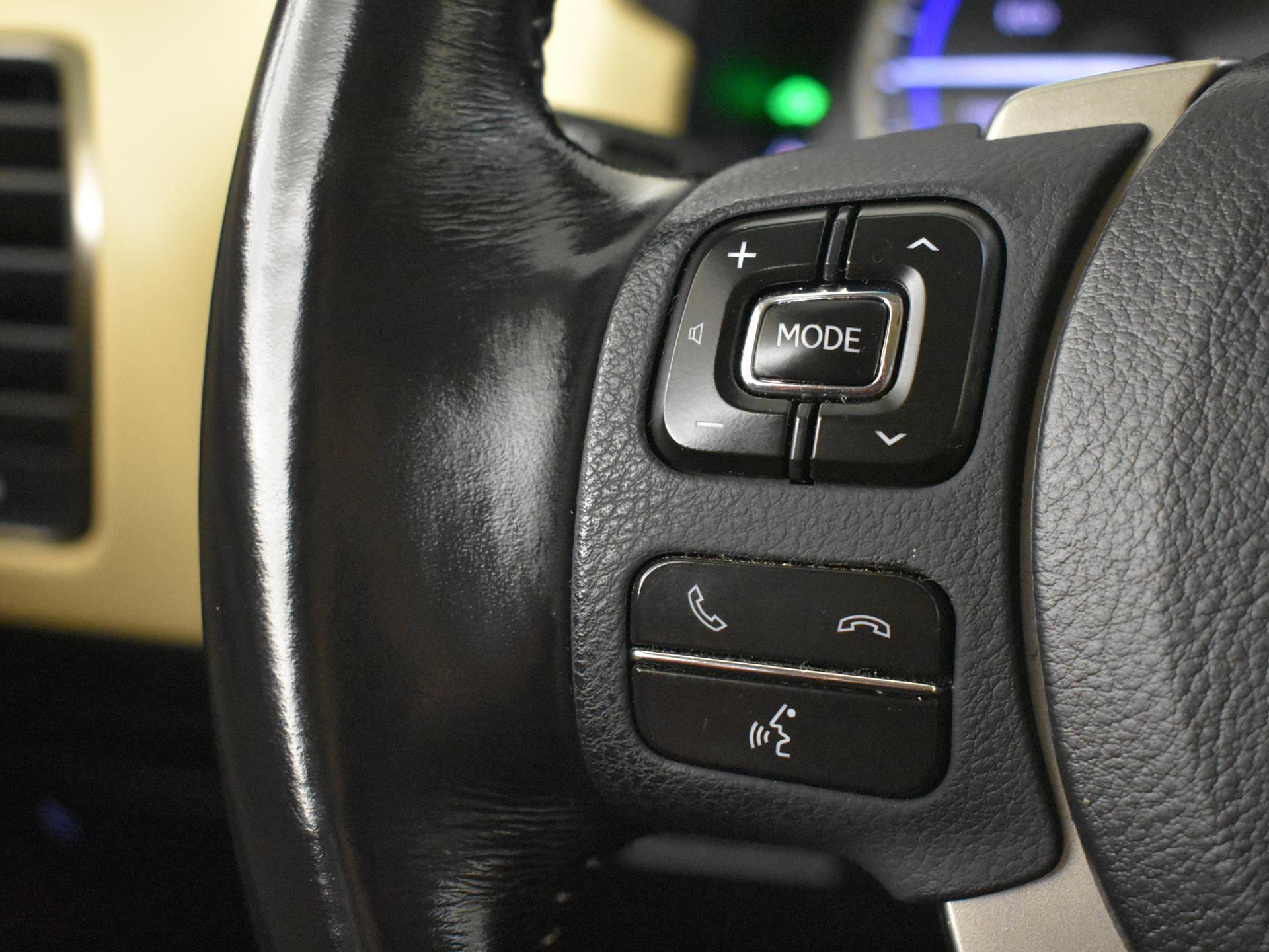 Foto van Lexus Lexus Nx300h