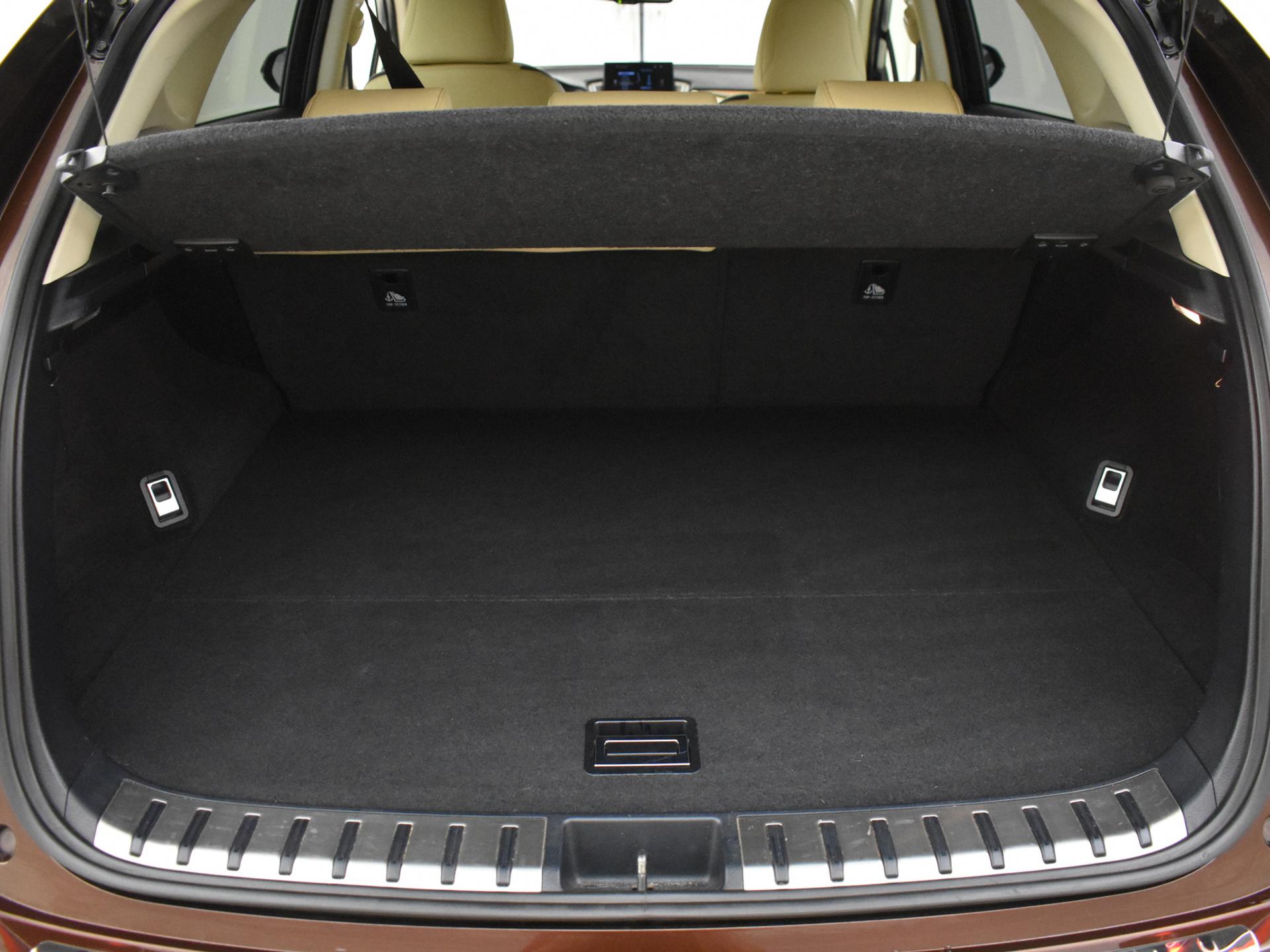 Foto van Lexus Lexus Nx300h