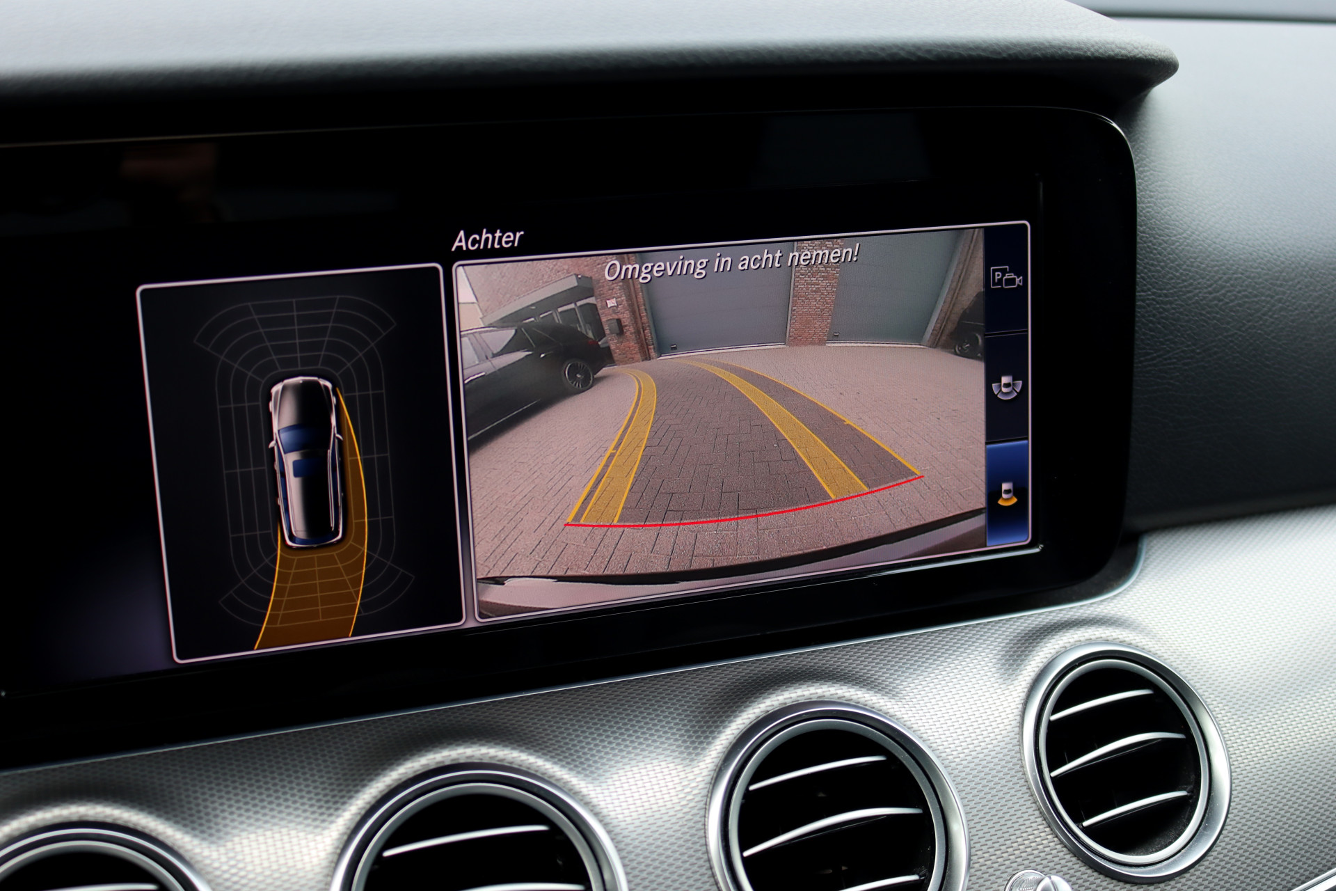 Foto van Mercedes-Benz E 200