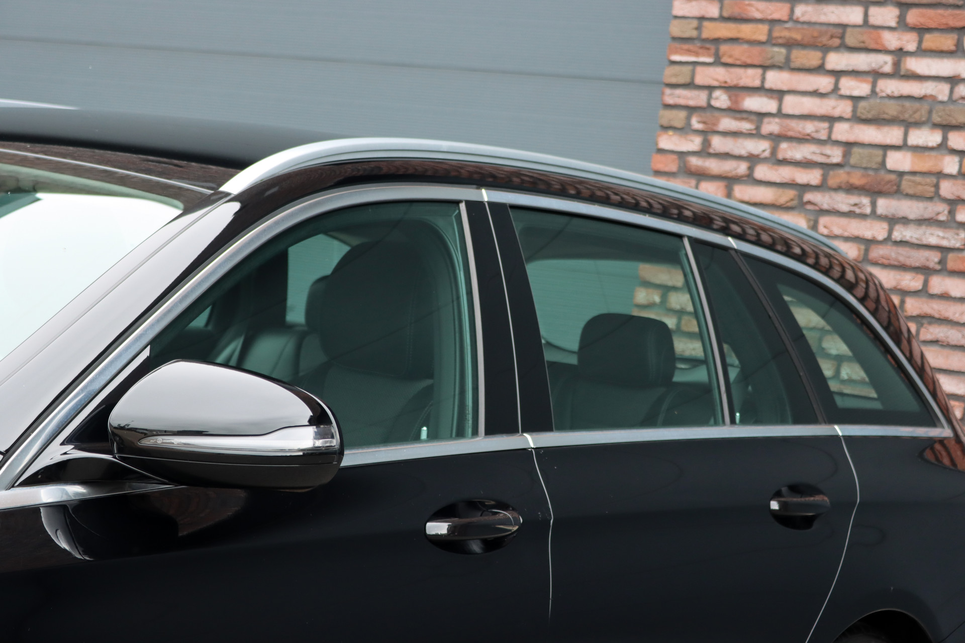 Foto van Mercedes-Benz E 200