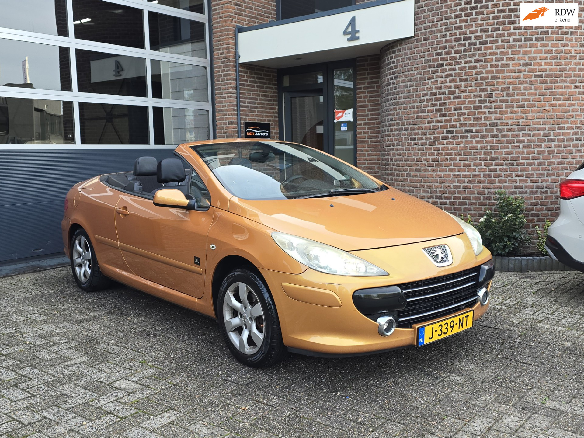 Peugeot 307 2.0-16V Cabrio |Clima |Apk 2006 - voorkant