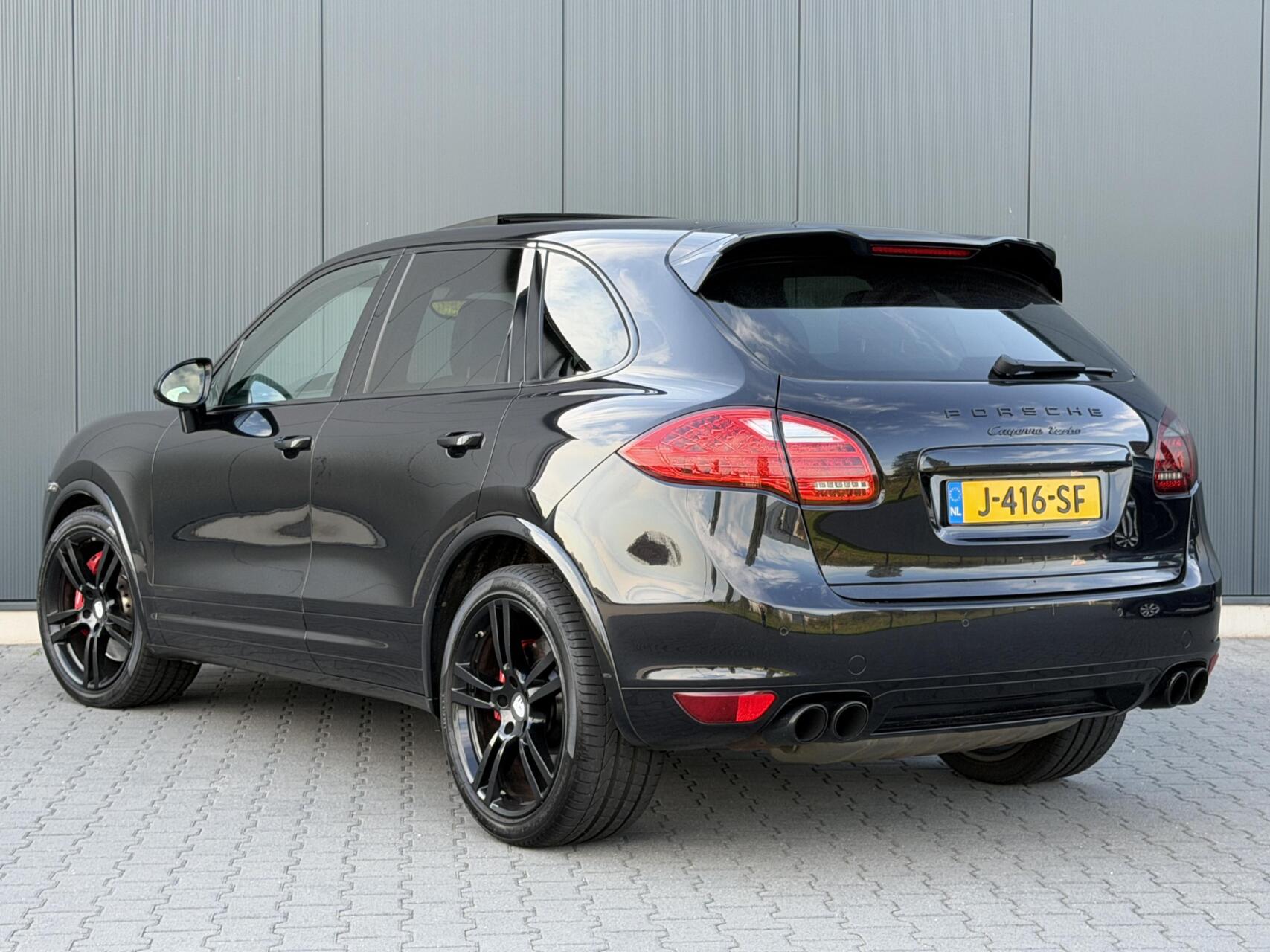 Foto van Porsche Cayenne Turbo