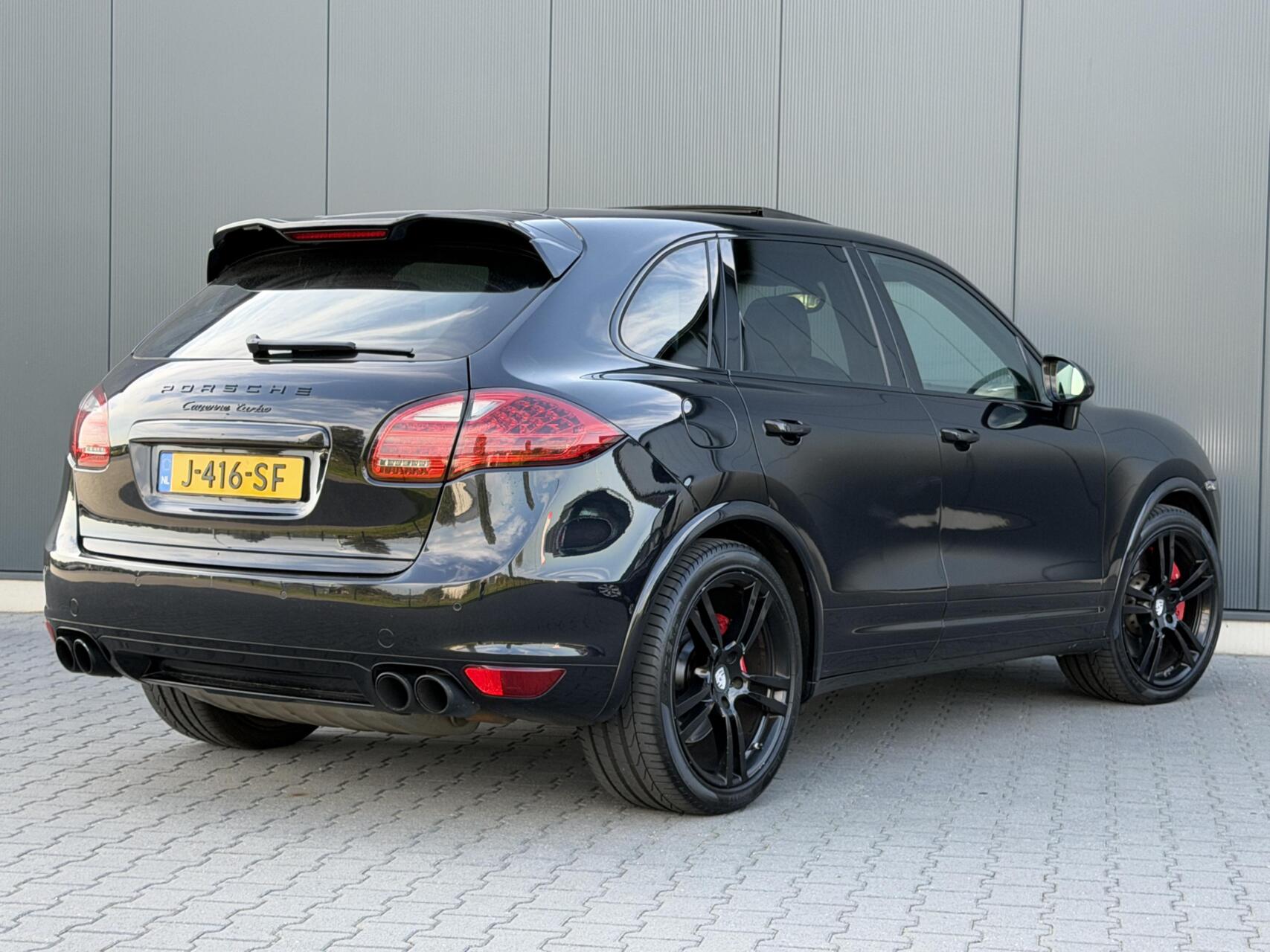 Foto van Porsche Cayenne Turbo