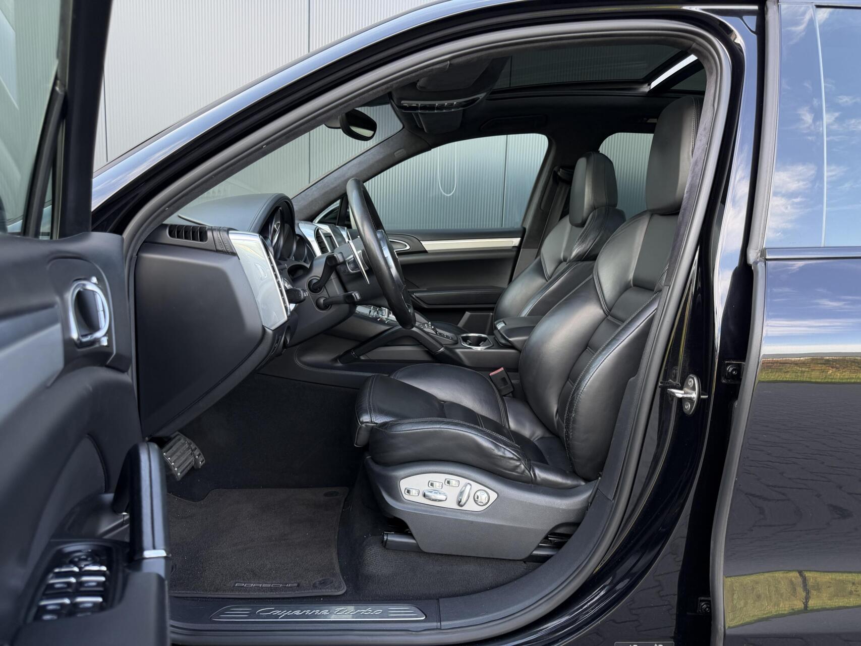 Foto van Porsche Cayenne Turbo