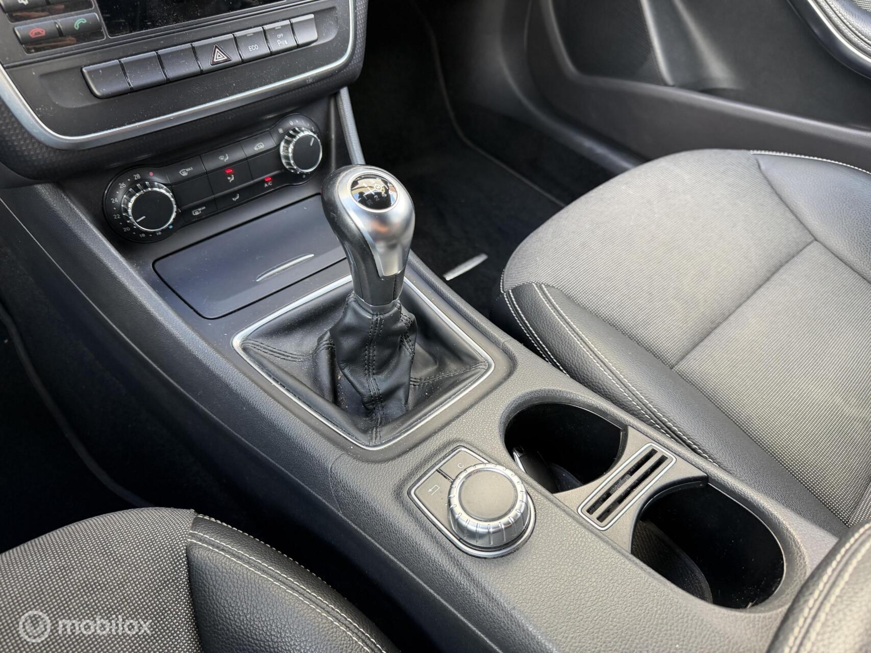 Foto van Mercedes-Benz A 180