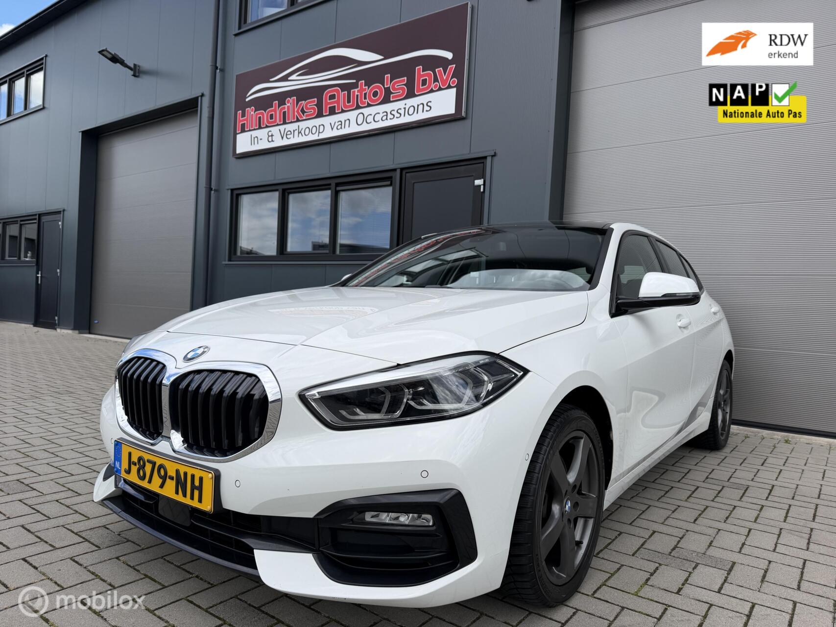 BMW 116d 116d High Executive inclusief BTW/BPM 2020 - voorkant