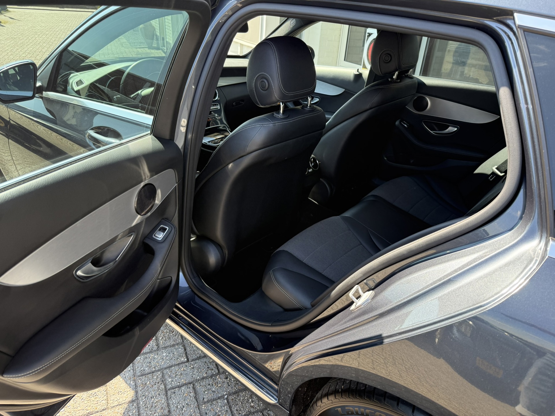 Foto van Mercedes-Benz C 350 E