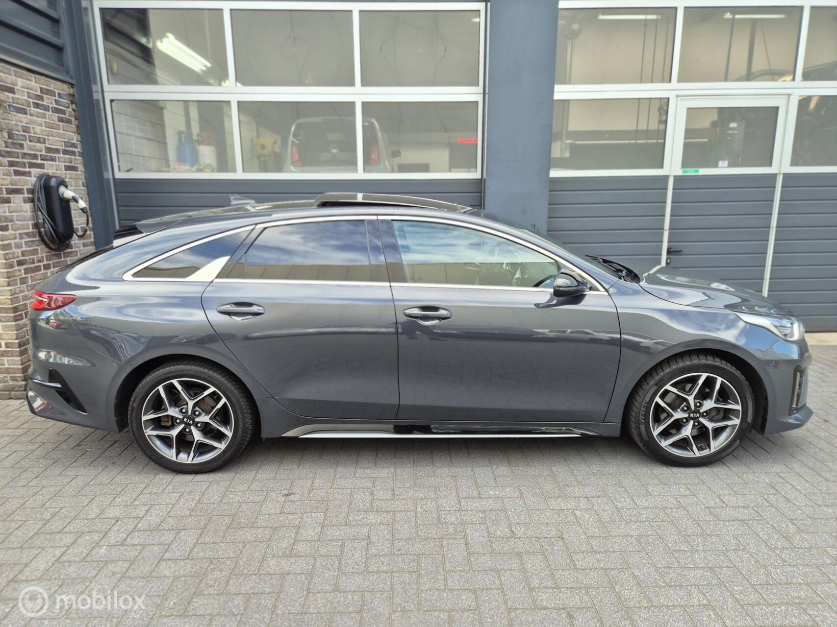 Foto van Kia Proceed