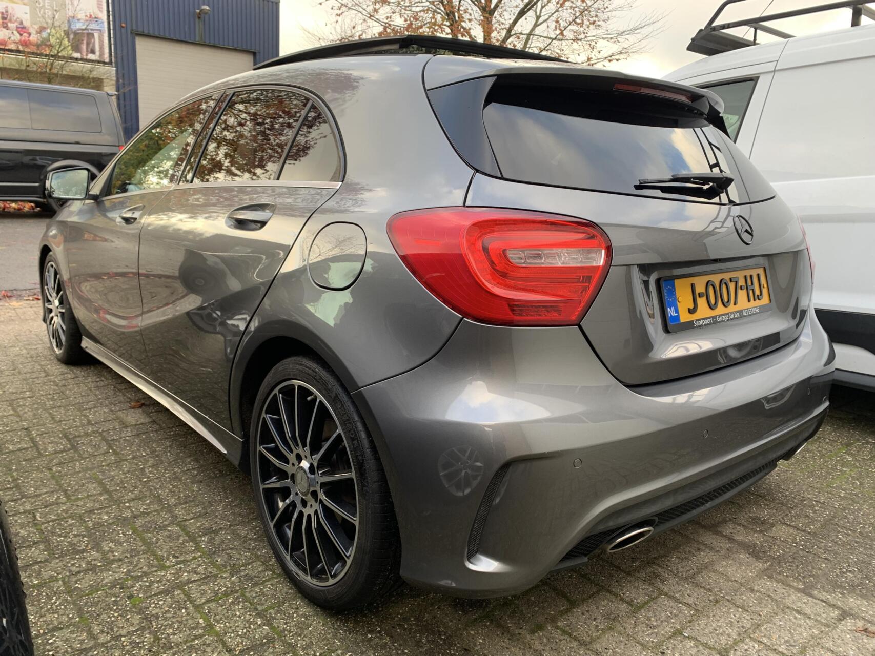 Foto van Mercedes-Benz A 200